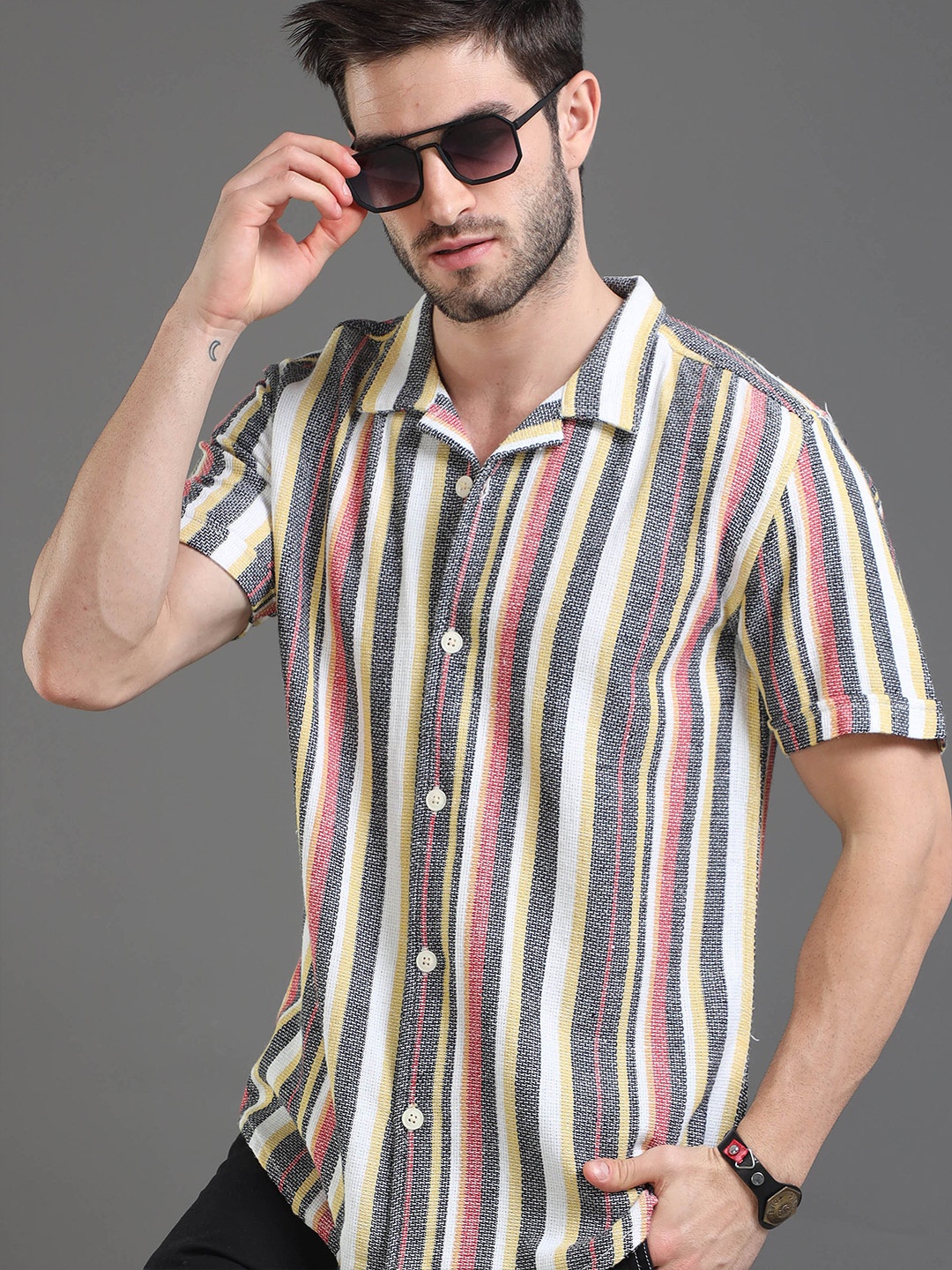 

Moda Rapido Grey Slim Fit Striped Short Sleeves Cotton Casual Shirt