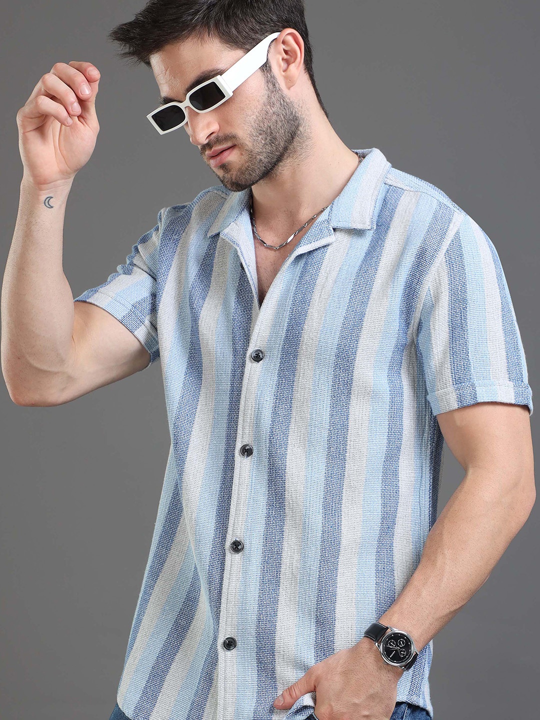 

Moda Rapido blue Slim Fit Striped Short Sleeves Cotton Casual Shirt