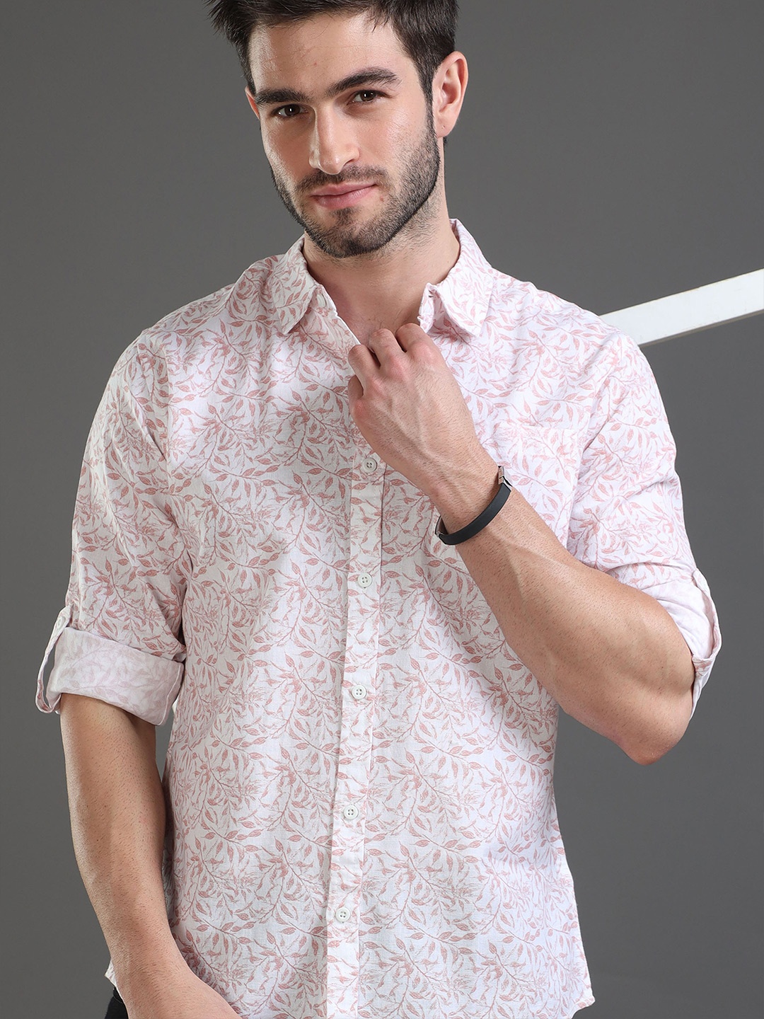 

Moda Rapido White Slim Fit Floral Printed Cotton Casual Shirt