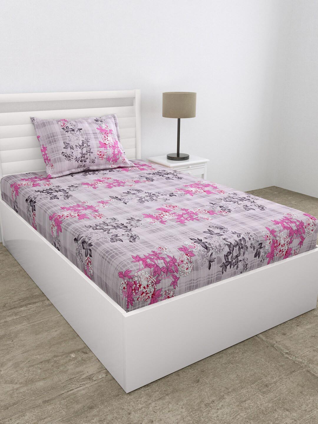 

EverHOME Pink & Grey 144 TC Single Bedsheet with 2 Pillow Covers