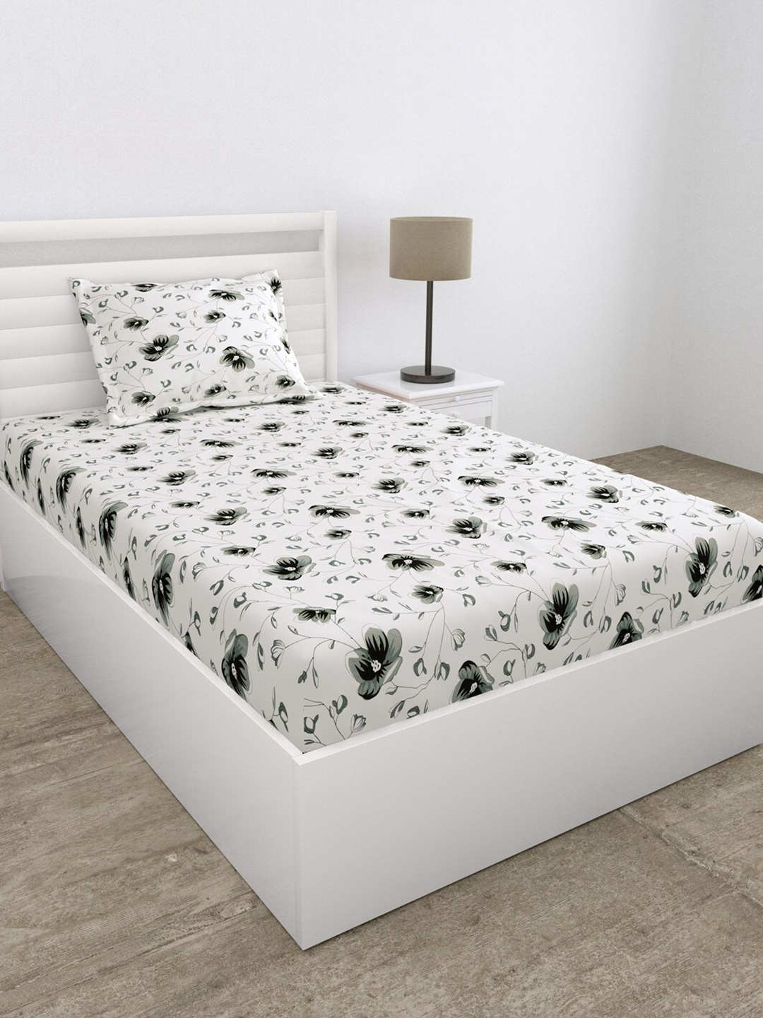 

EverHOME Off White & Black 144 TC Single Bedsheet with 2 Pillow Covers