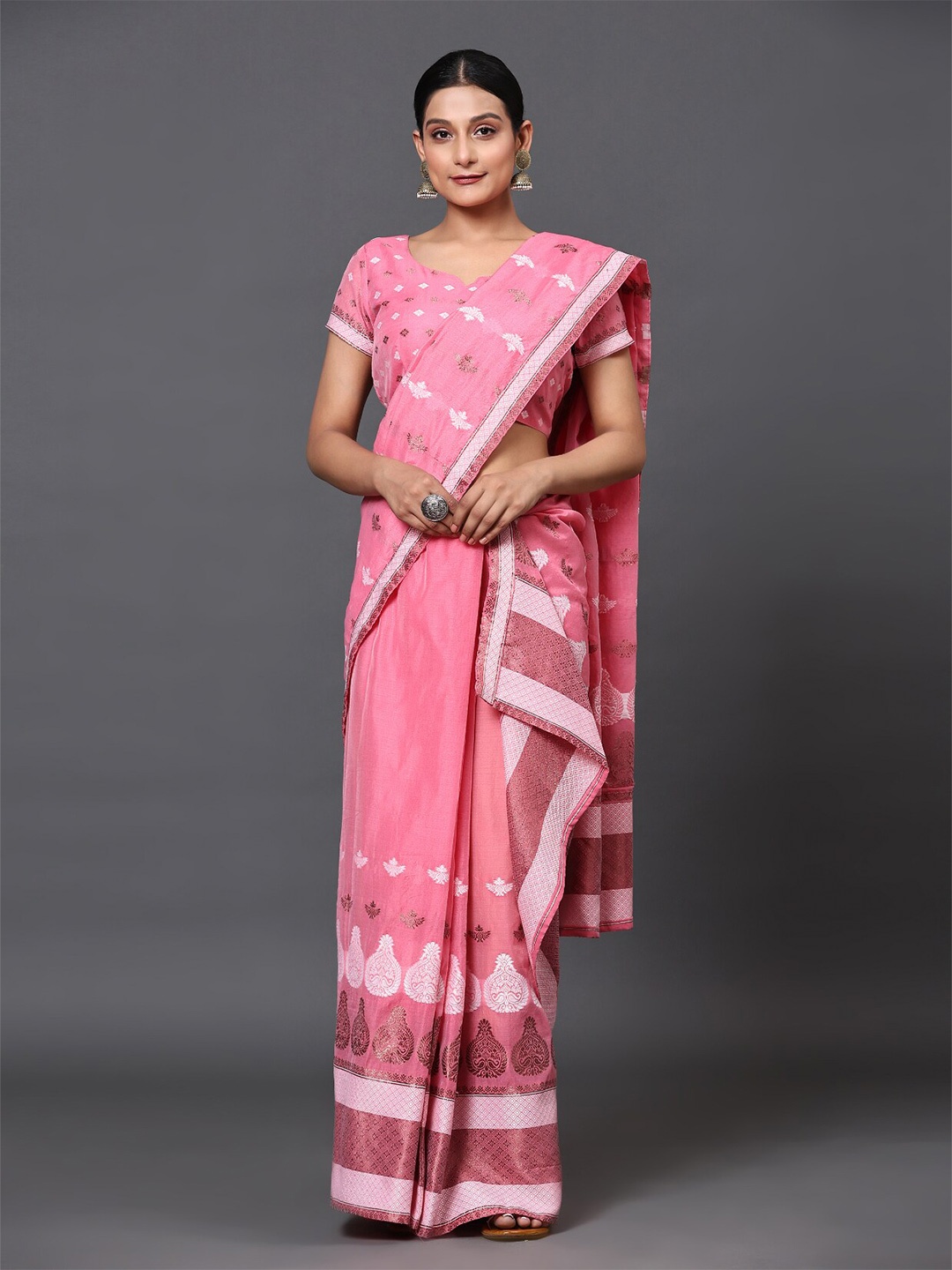 

GoStyle Peach Embellished Banarasi Saree