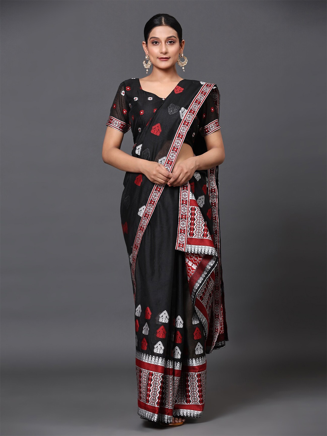

GoStyle Mekhela Ethnic Motifs Silk Cotton Assamese saree, Black