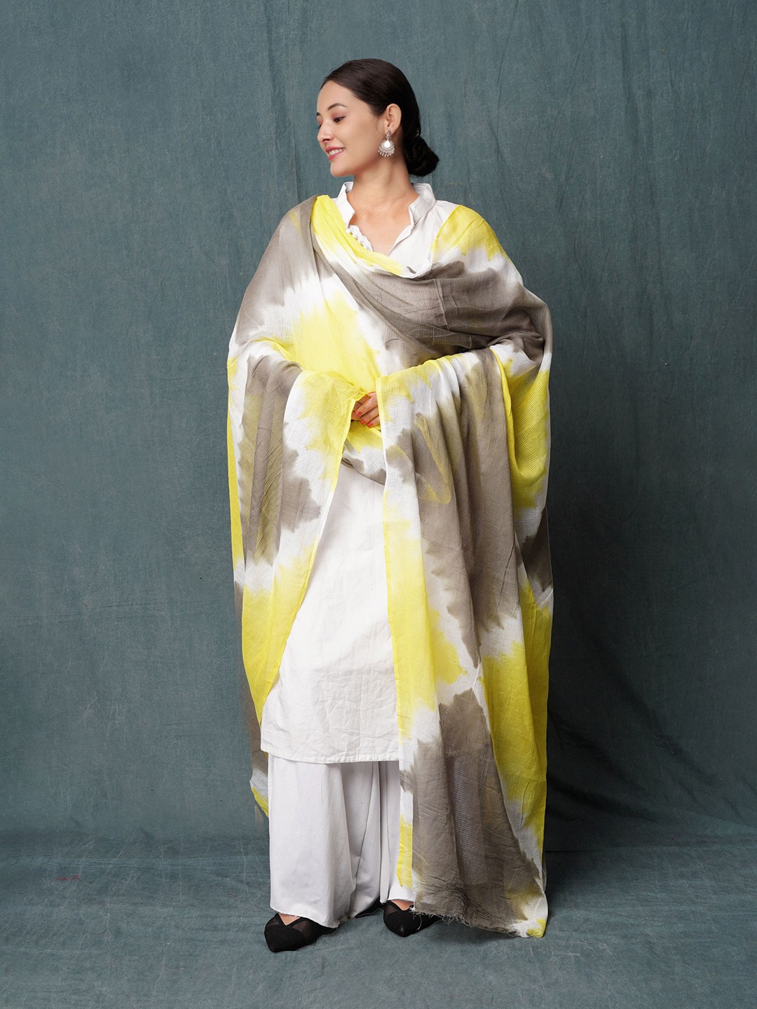 

Unnati Silks Tie- Dye Printed Pure Cotton Dupatta, Yellow