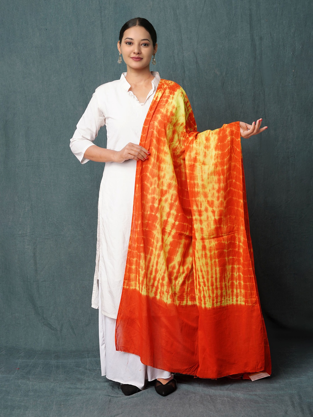 

Unnati Silks Tie & Dyed Pure Cotton Shibori Dupatta, Orange