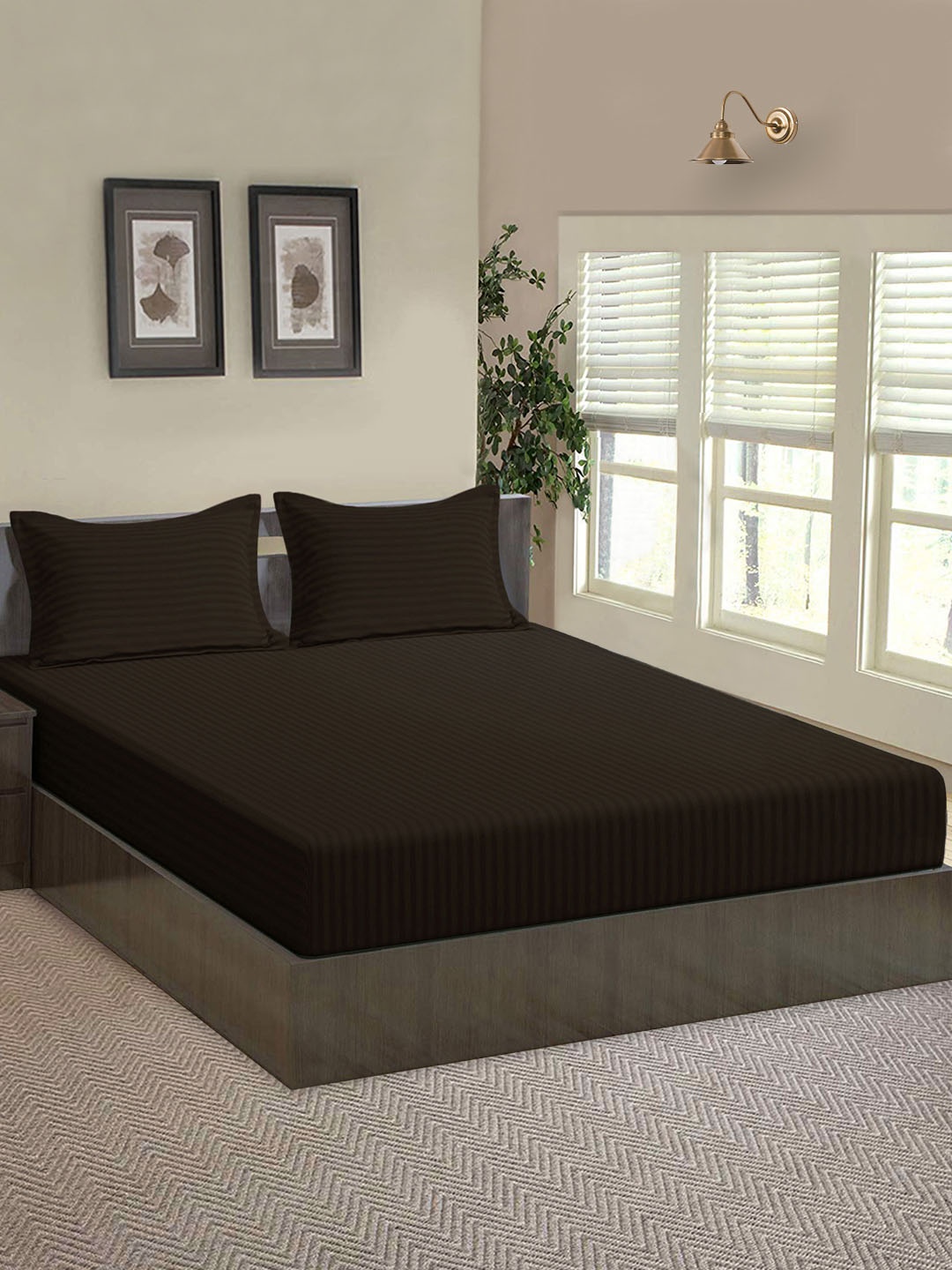 

Aura Brown Striped 144 TC Fitted Queen Bedsheet With 2 Pillow Covers