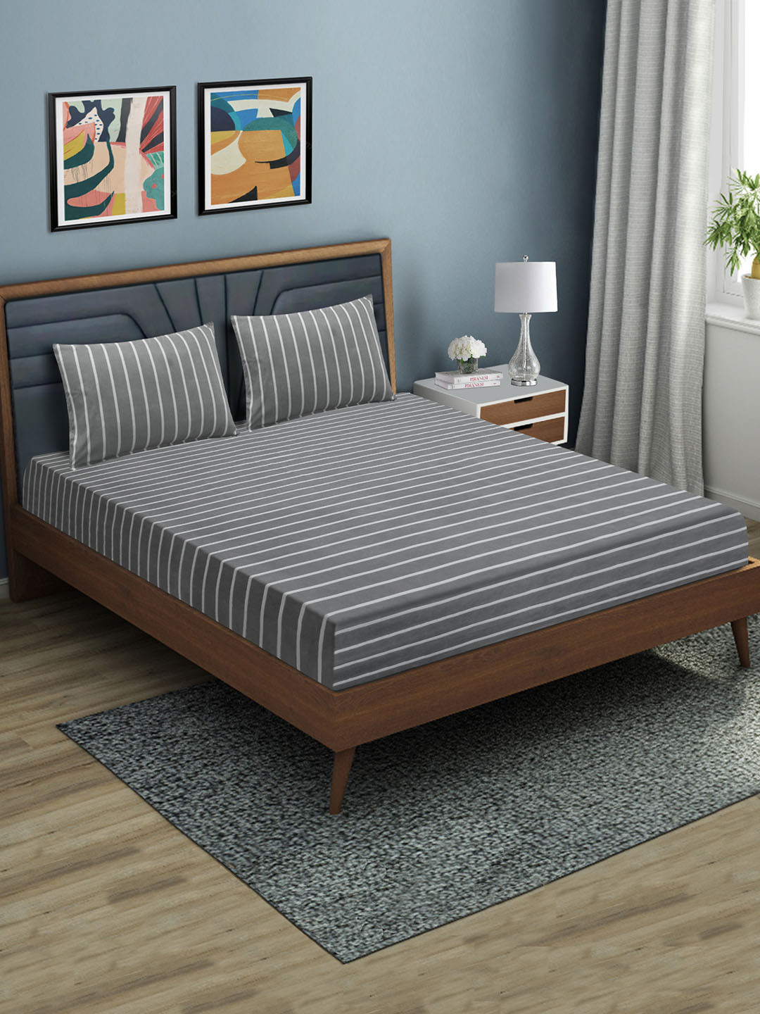 

Aura 144 TC Microfiber Fitted Queen Bedsheet with 2 Pillow Covers, Grey