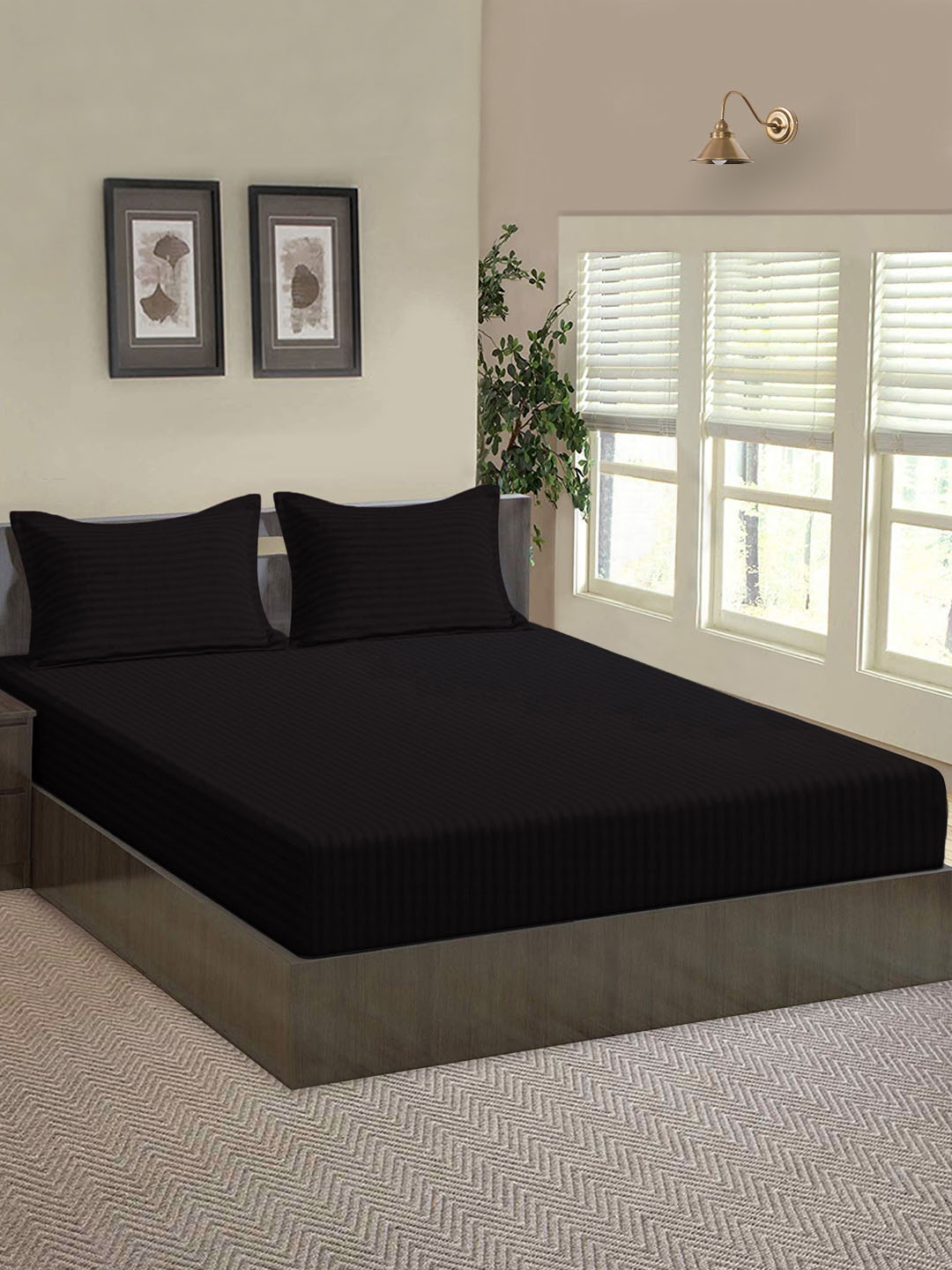 

Aura Striped 144 TC Fitted Queen Bedsheet With 2 Pillow Covers, Black