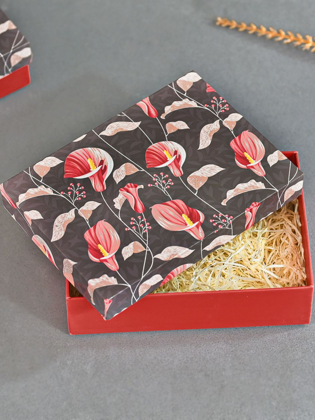 

DecorTwist Brown Printed Gift Box