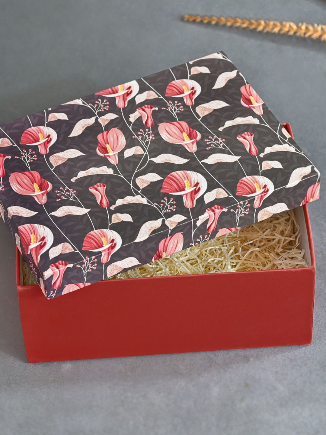 

DecorTwist Black & Pink Printed Gift Box