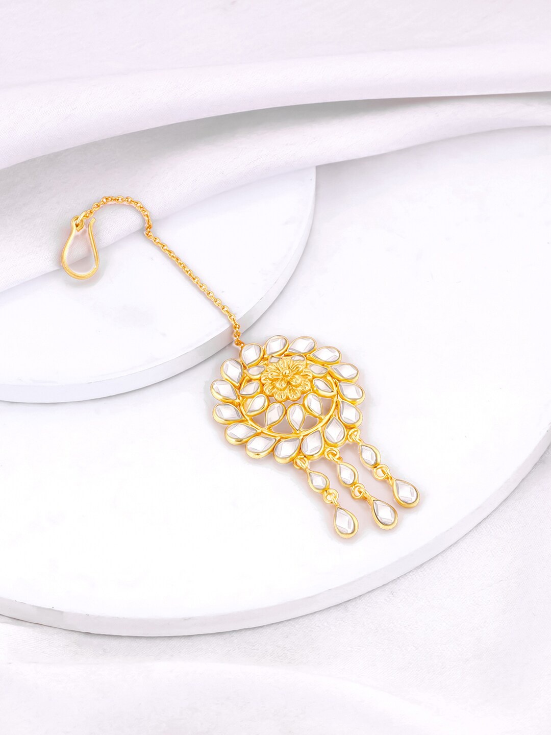 

GIVA Gold Plated 925 Sterling Silver Kundan Studded Maang Tikka