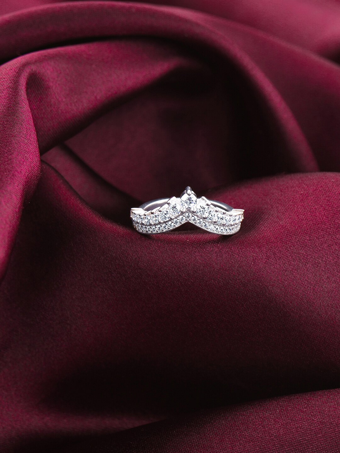 

GIVA 92.5 Sterling Silver Rhodium Plated Cubic Zirconia-Studded Tiara Vanki Finger Ring