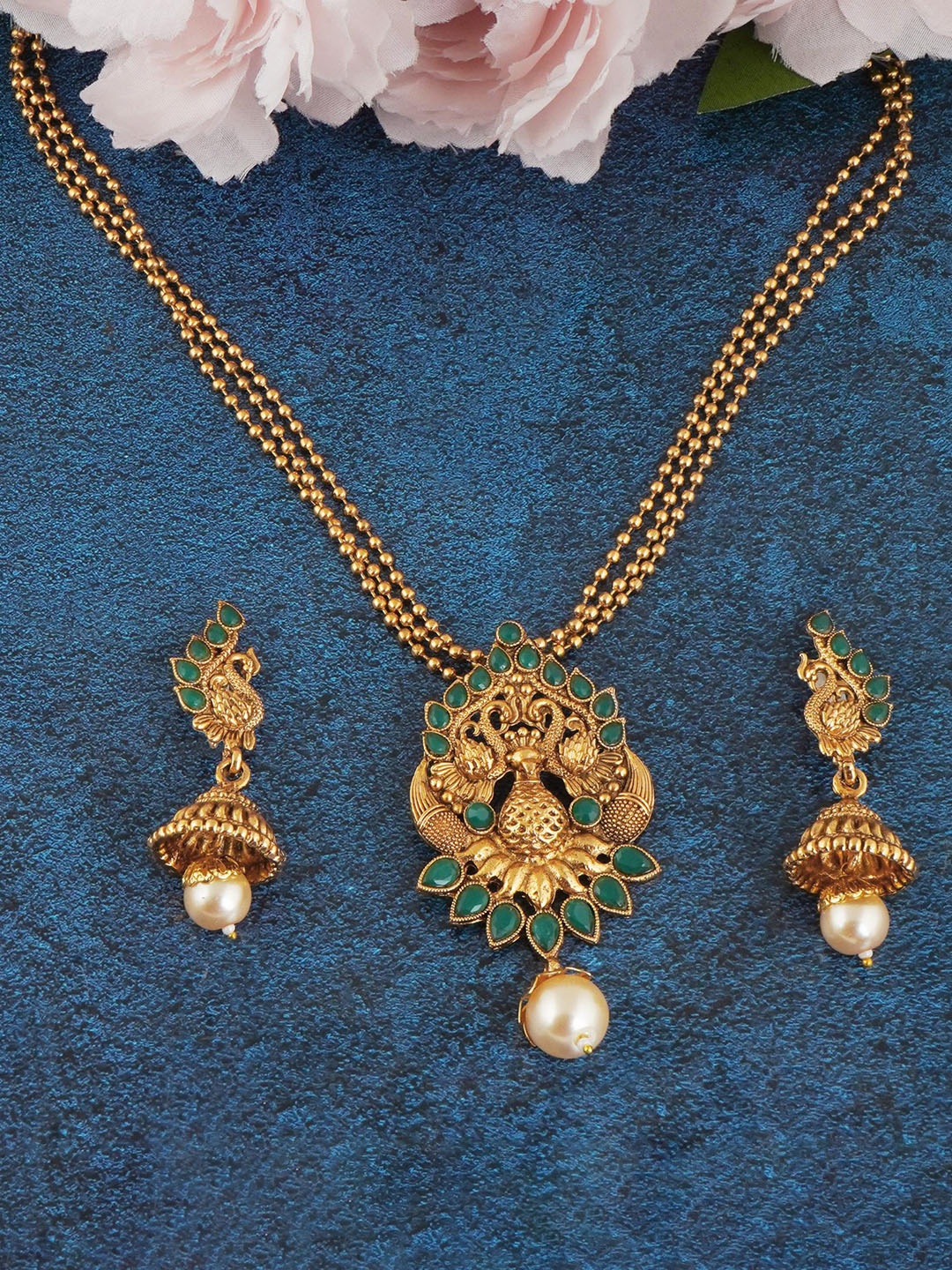 

MANSIYAORANGE Gold-Plated Stone-Studded & Beaded Necklace And Earrings