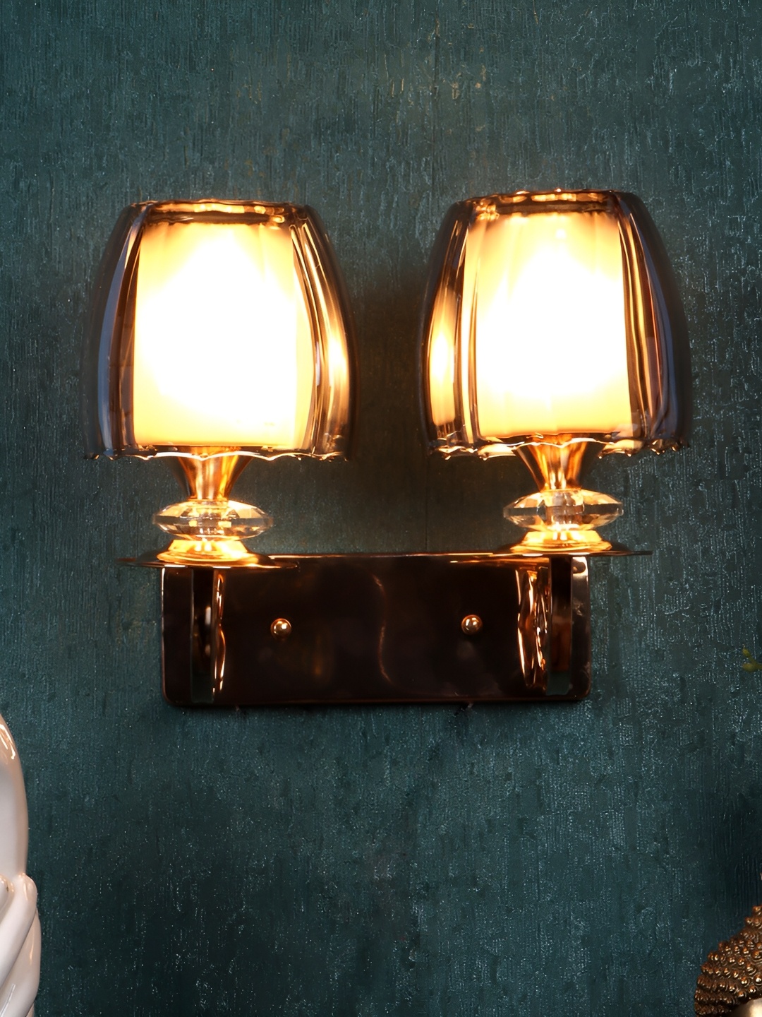 

ELIANTE Gold Toned Contemporary Cylinder Shaped Iron Wall Lamp