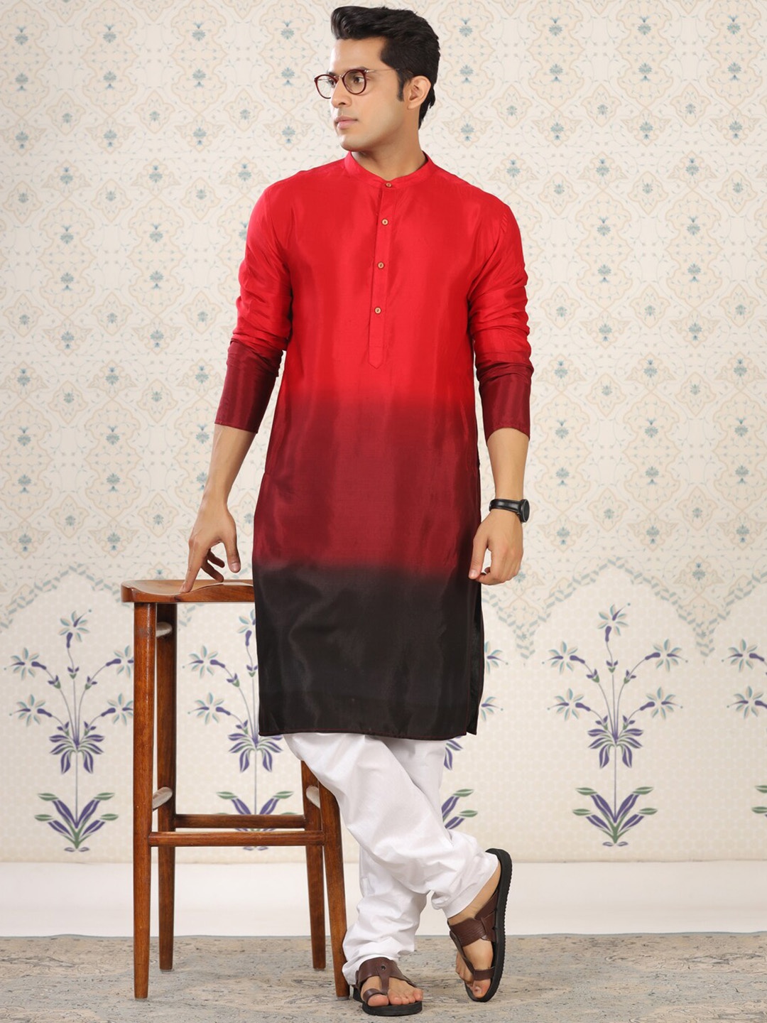 

Ode by House of Pataudi Ombre Dyed Mandarin Collar Straight Kurta, Red