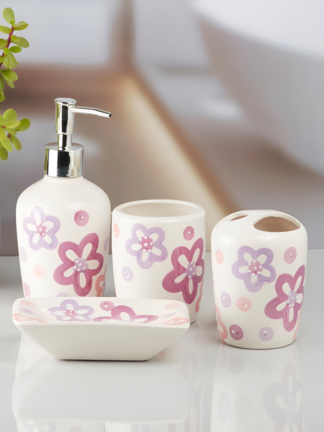 

Kookee Beige & Purple 4 Pieces Floral Ceramic Bath Accessories Set