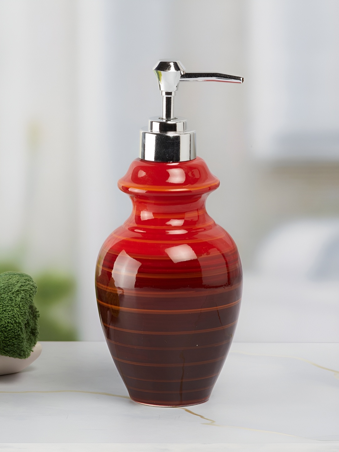

Kookee Red & Brown Abstract Shaped Ceramic Soap Dispenser