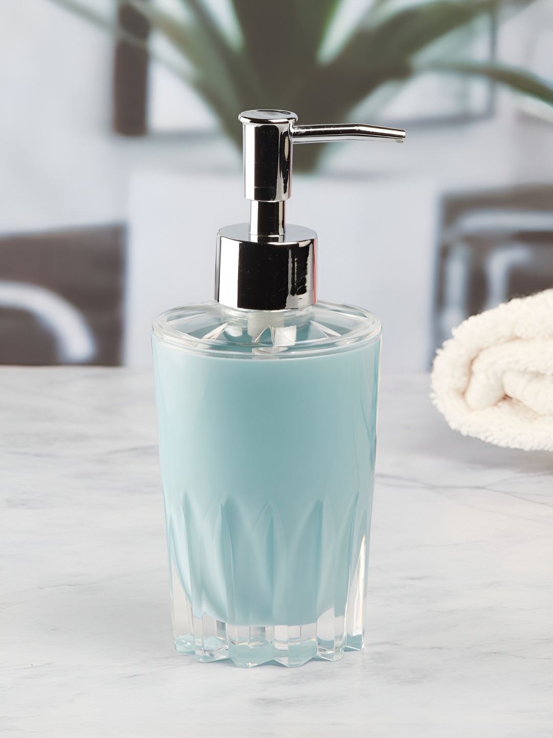 

Kookee Blue Abstract Soap Dispenser