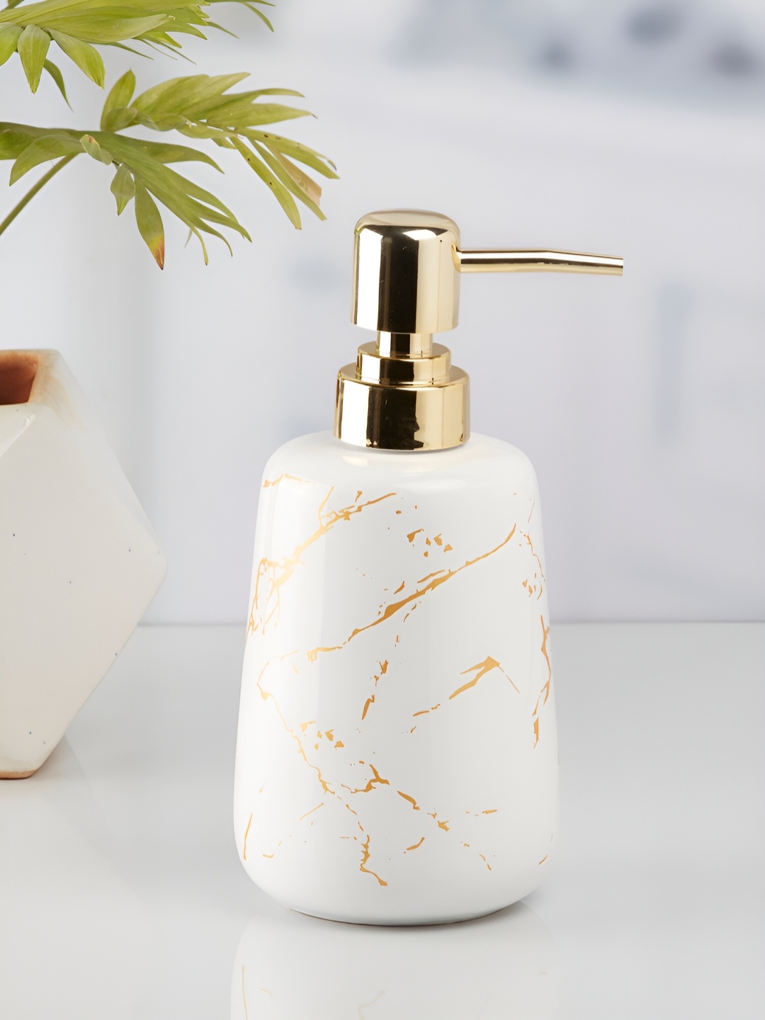 

Kookee White & Orange Cylindrical Ceramic Soap Dispenser