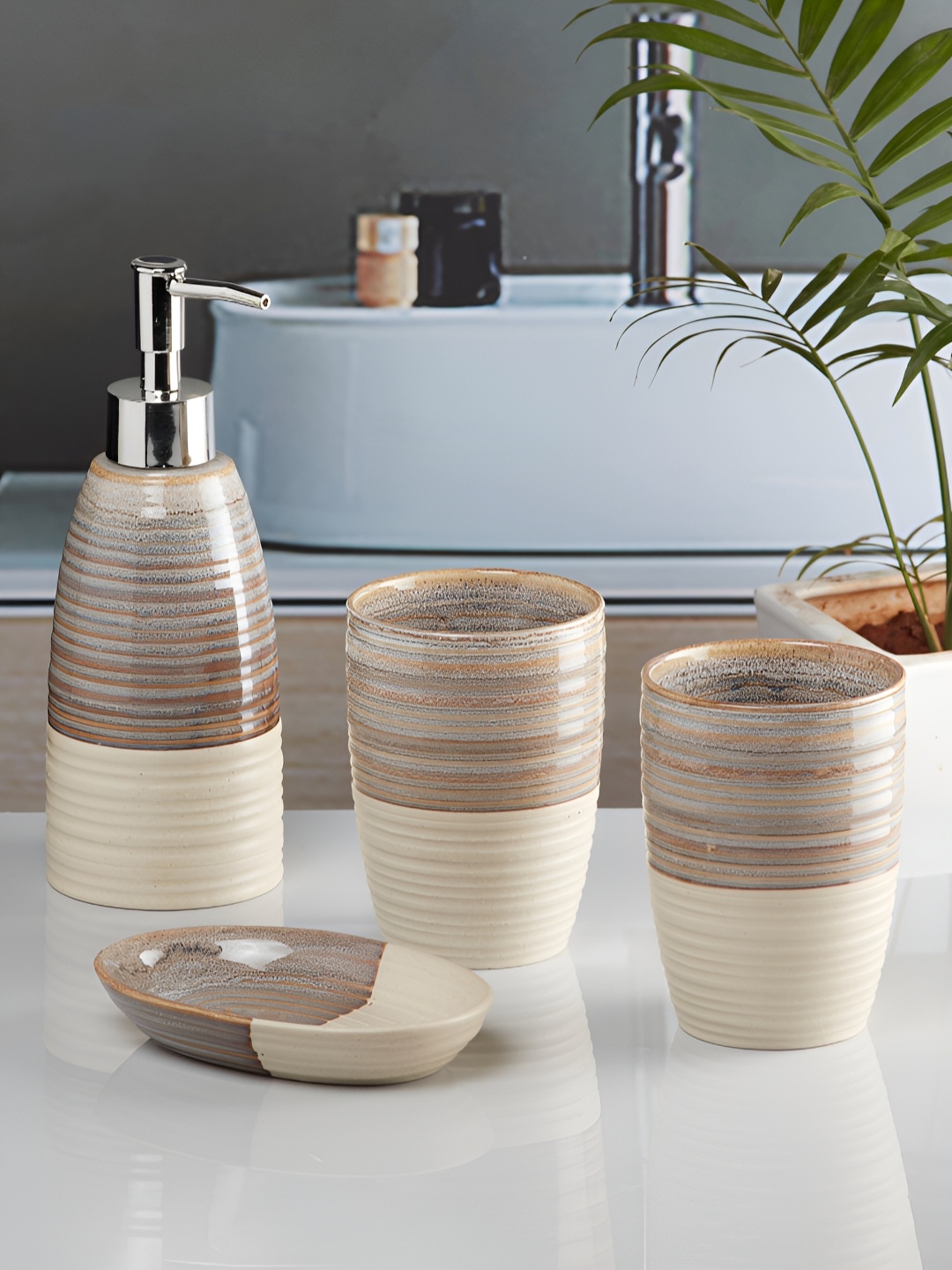 

Kookee Brown & Cream 4Pcs Striped Ceramic Bath Accessories Set