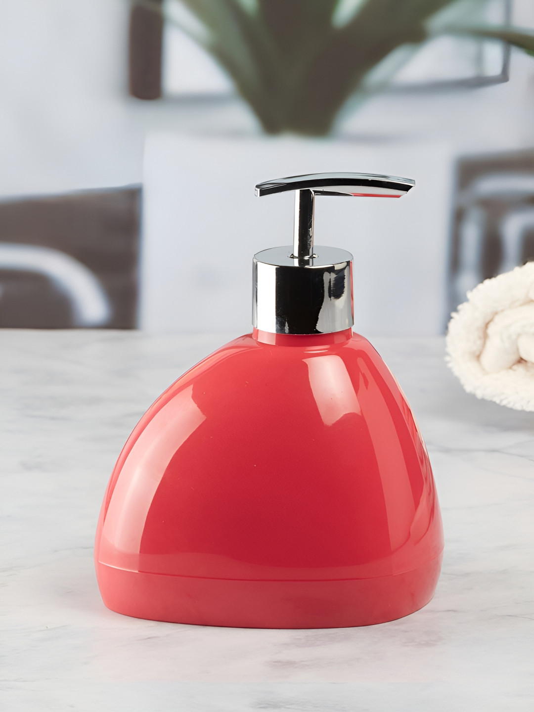 

Kookee Red Abstract Printed Soap Dispenser