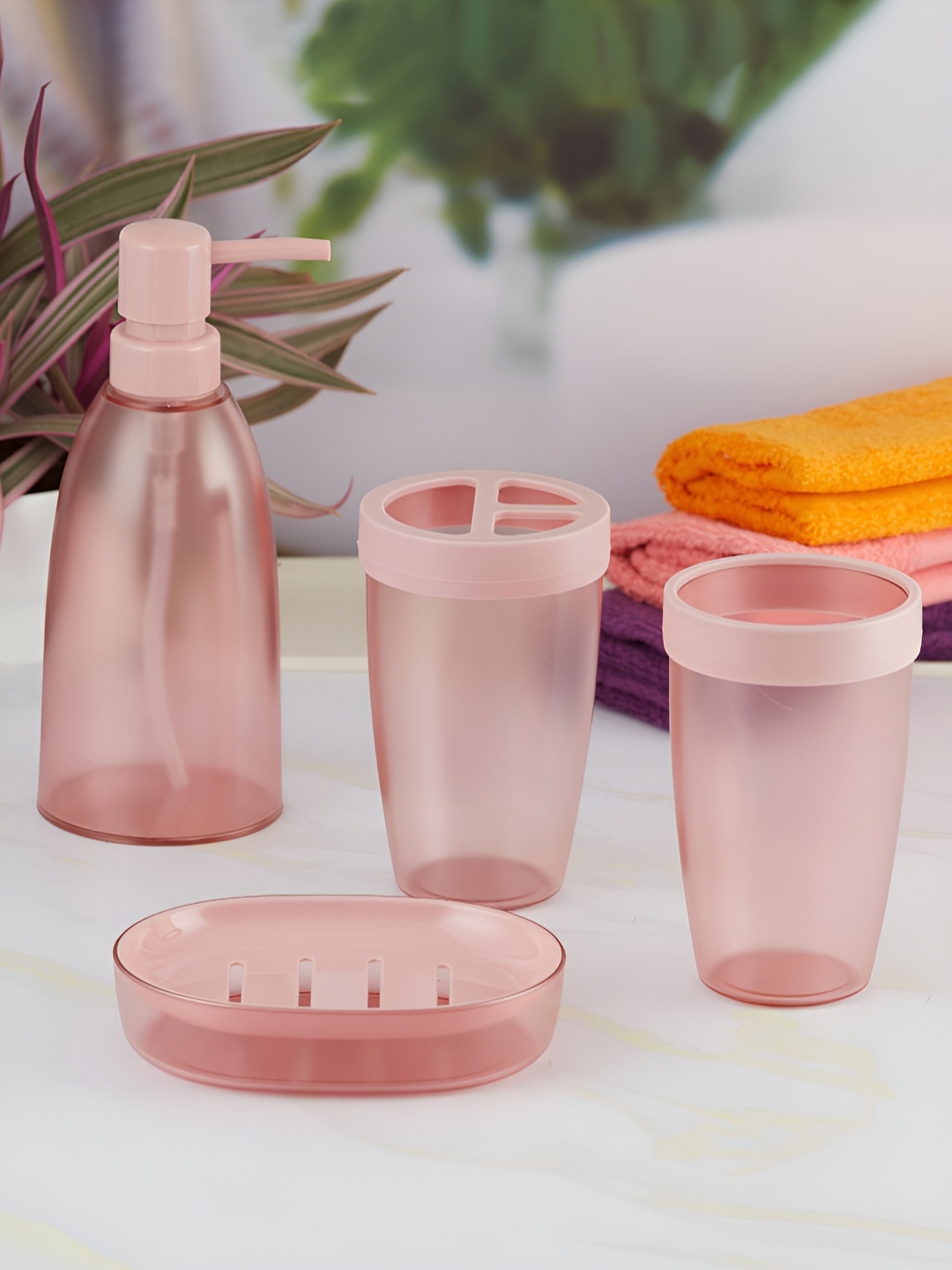 

Kookee Pink 4 Pieces Bath Accessories Set