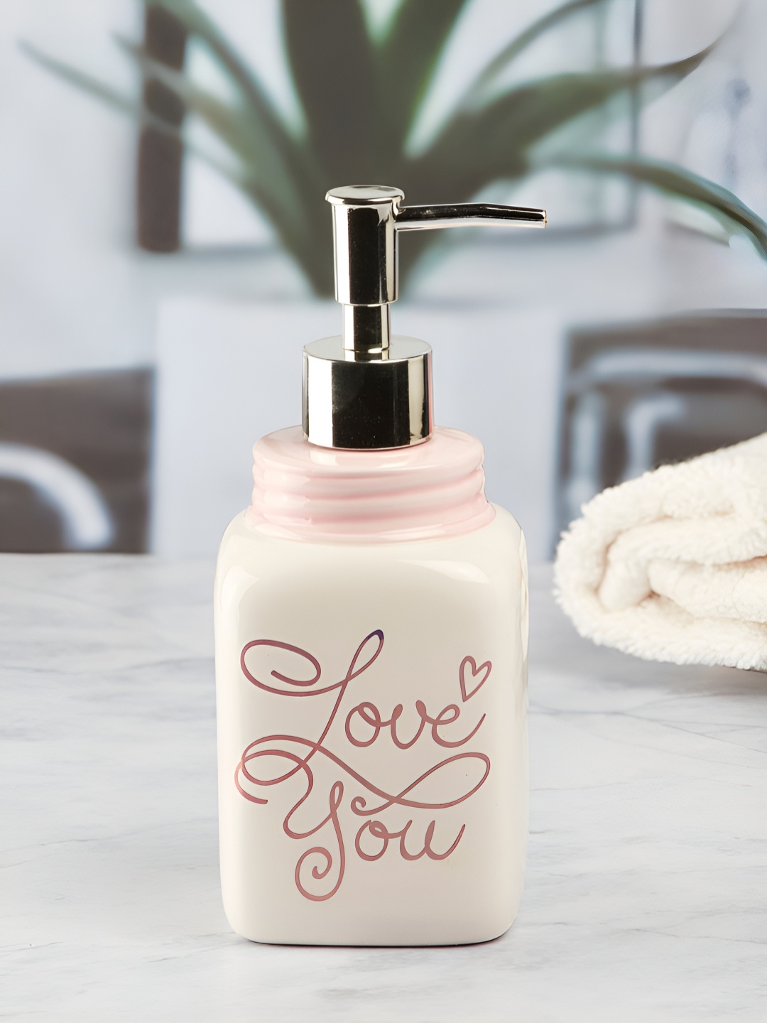 

Kookee White & Pink Ceramic Cylinder Shaped Soap Dispenser