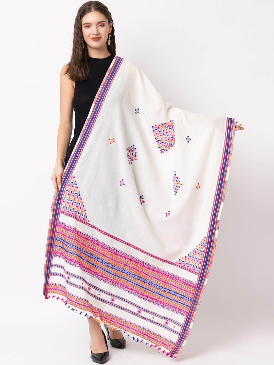 

CASMIR Embroidered Mirror Work Tassel Detail Wool Acrylic Shawl, White