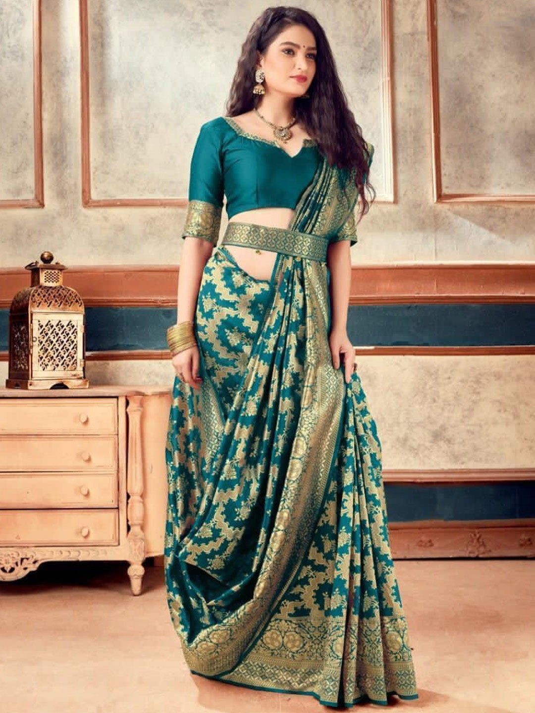 

LIMDO Zari Pure Banarasi Silk Saree, Teal