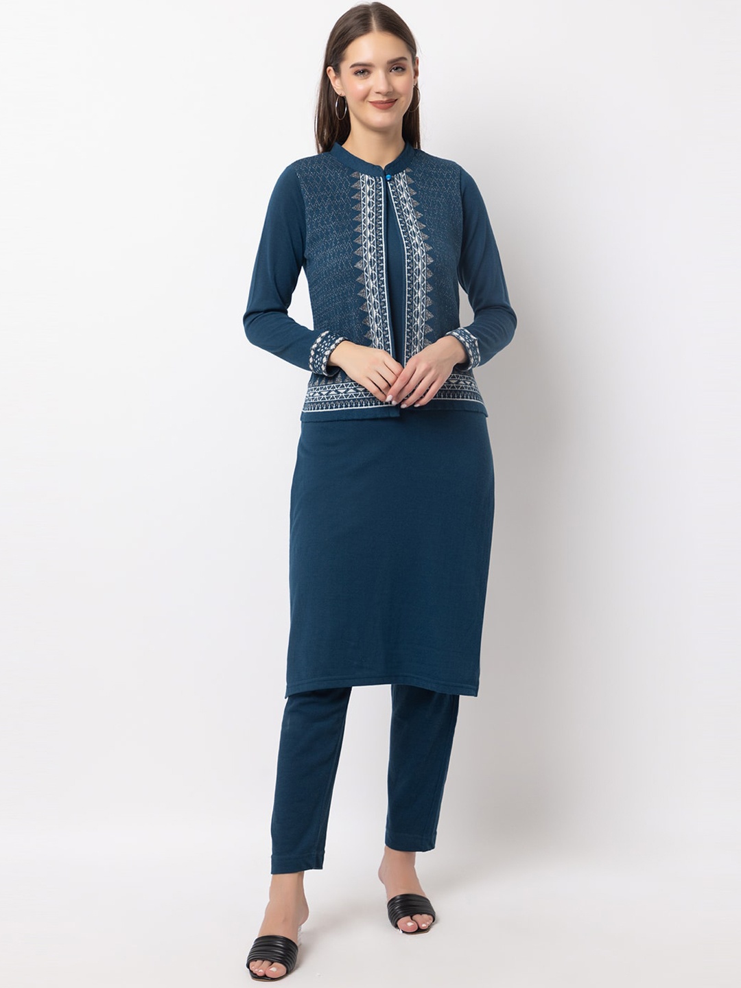 

KEIKO Mandarin Collar Straight Kurta, Blue