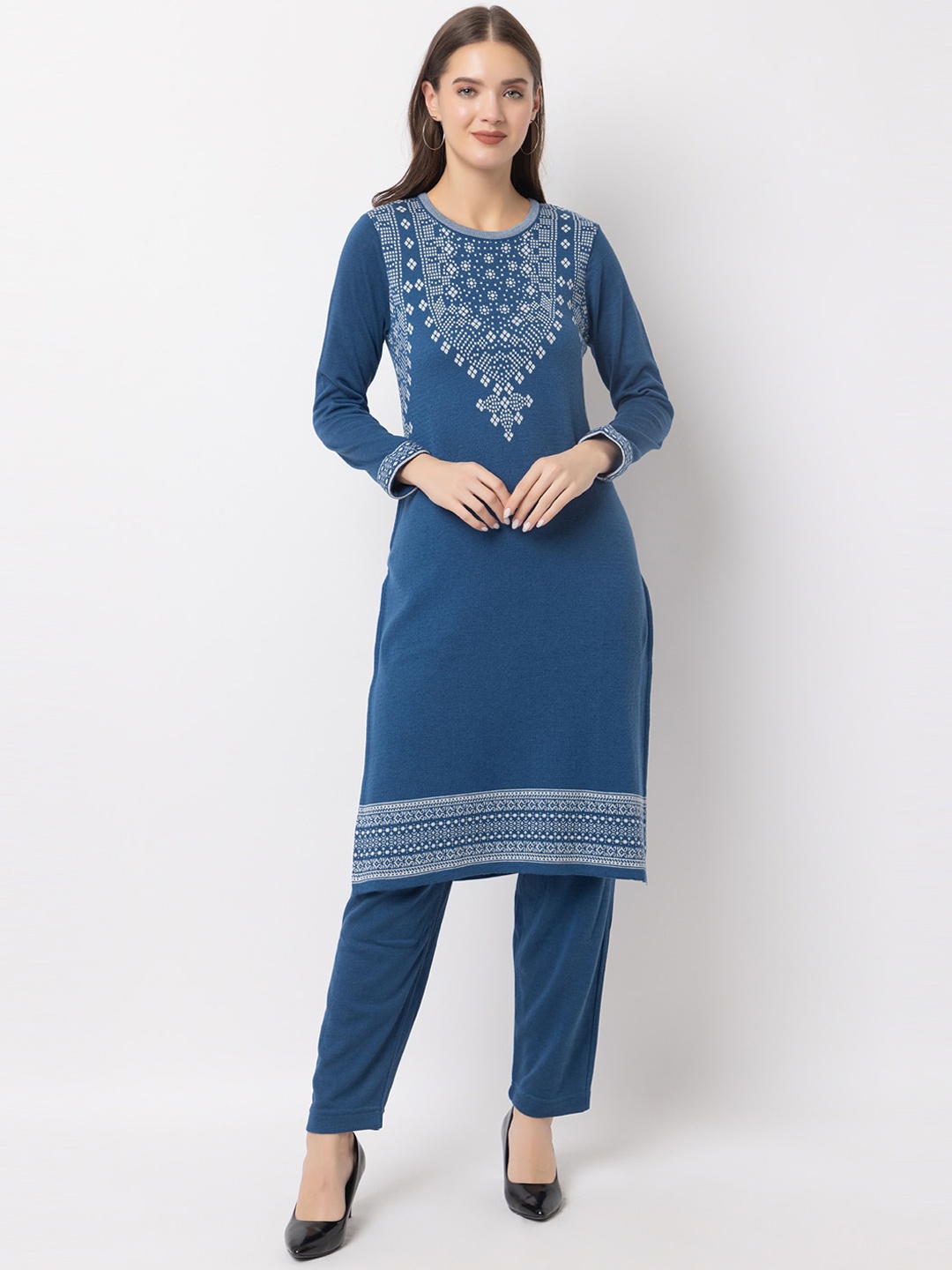 

KEIKO Ethnic Motifs Yoke Design Acrylic Knitted Straight Kurta, Navy blue