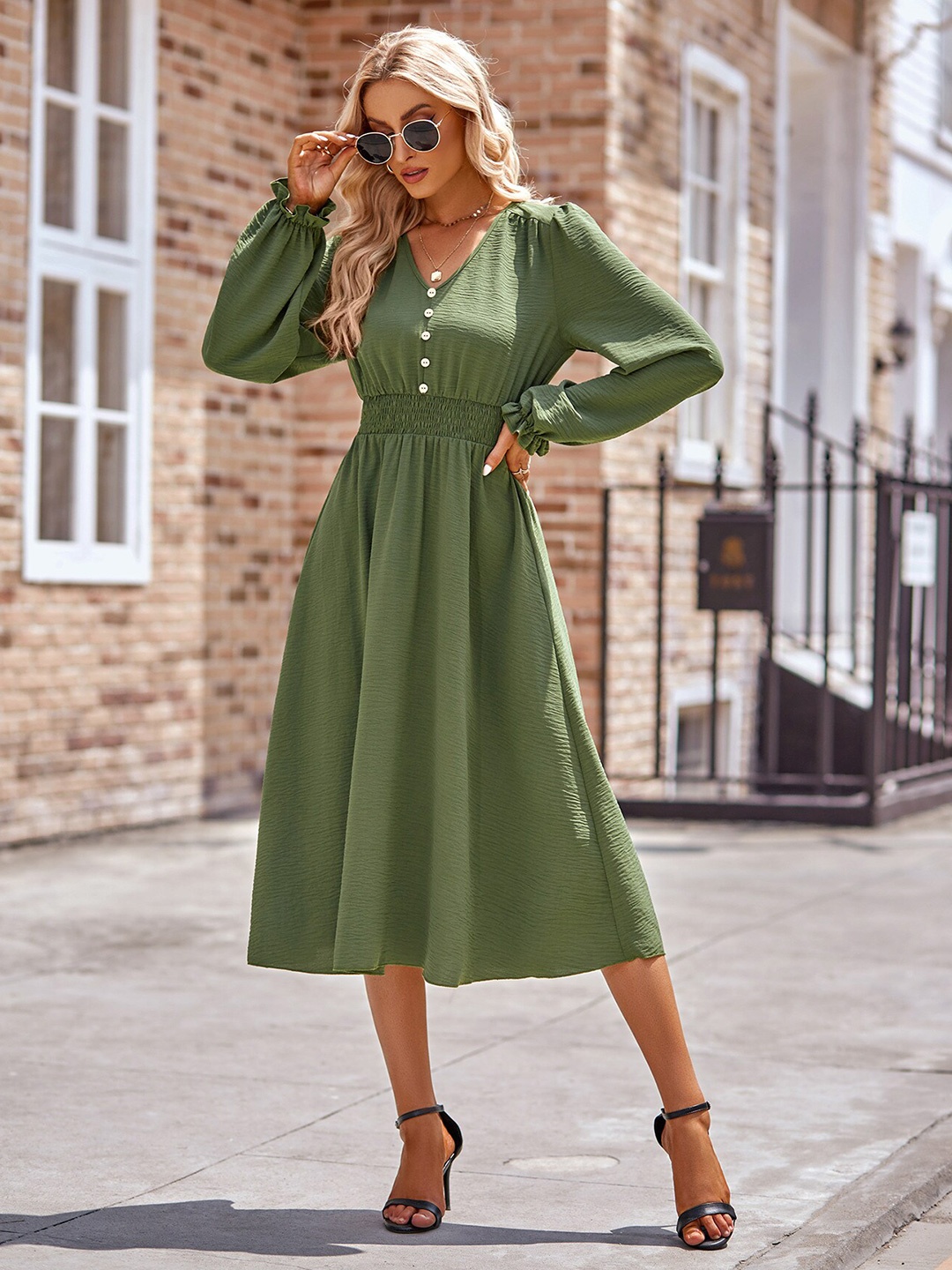 

StyleCast Green V-Neck Puff Sleeves Smocked Detail A-Line Dress