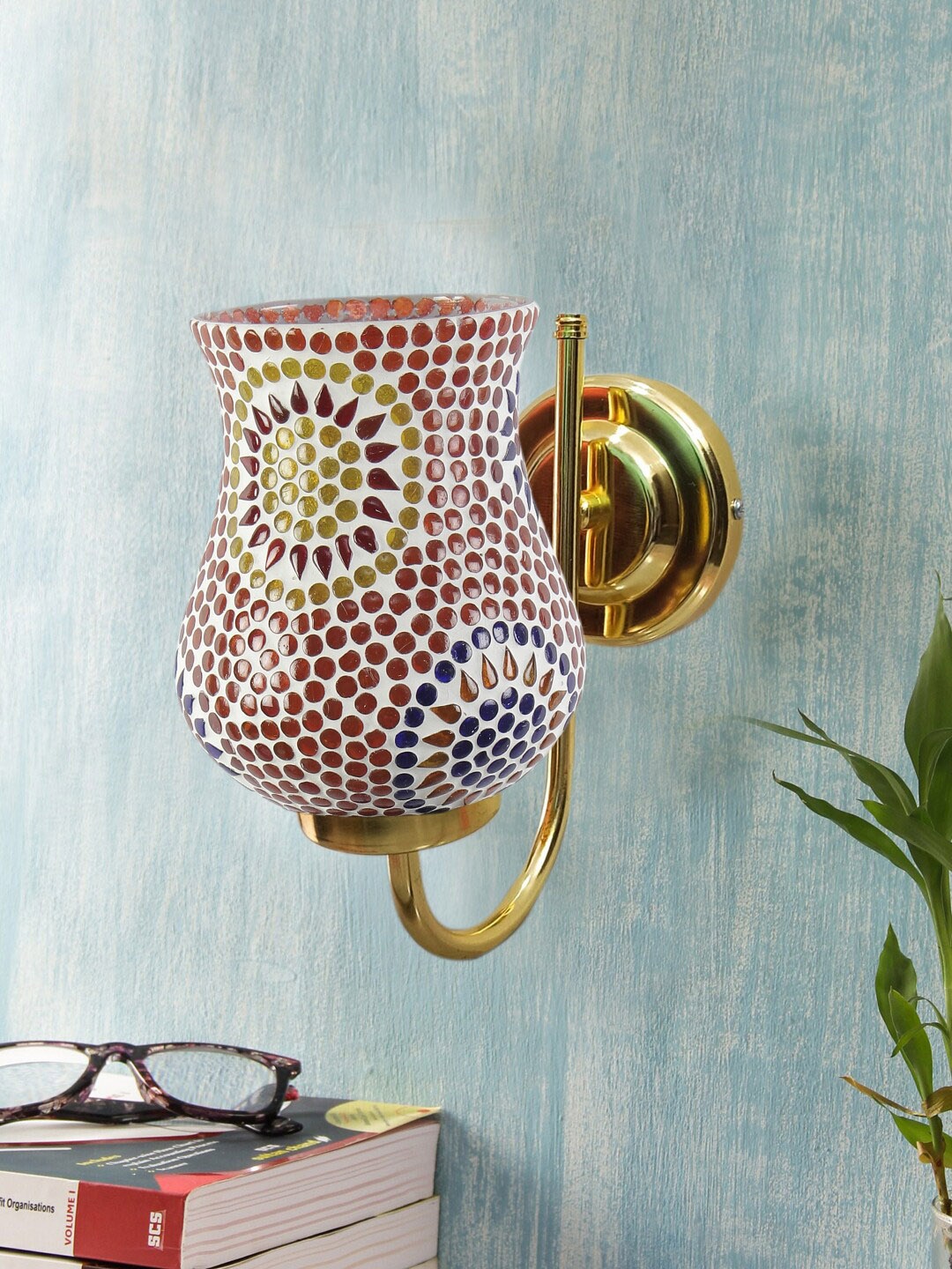 

Devansh White & Gold-Toned Textured Contemporary Metal Cylinder Wall Lamp
