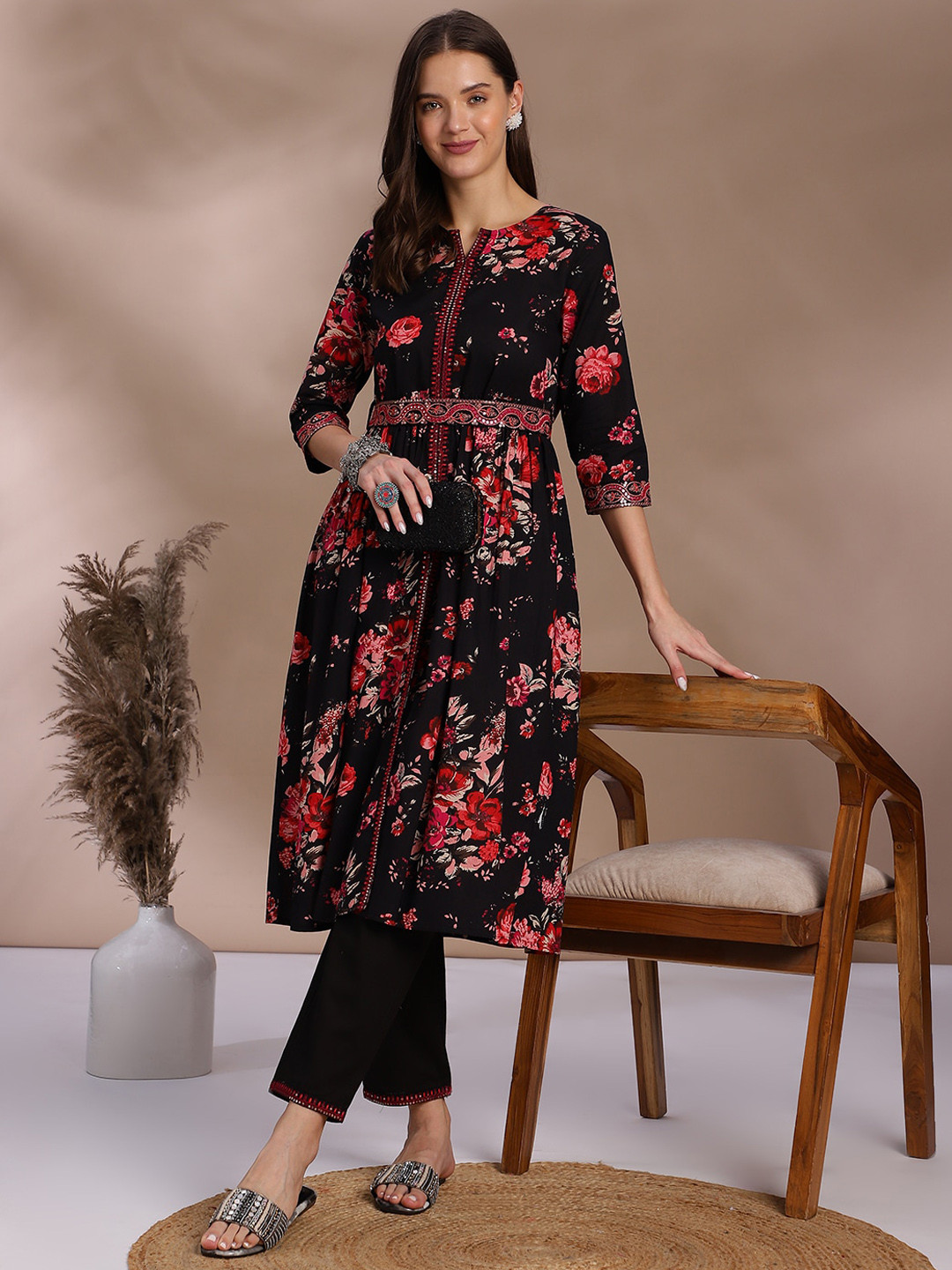 

Anouk Black Floral Printed Sequinned Detailed Pure Cotton A-Line Kurta With Trouser