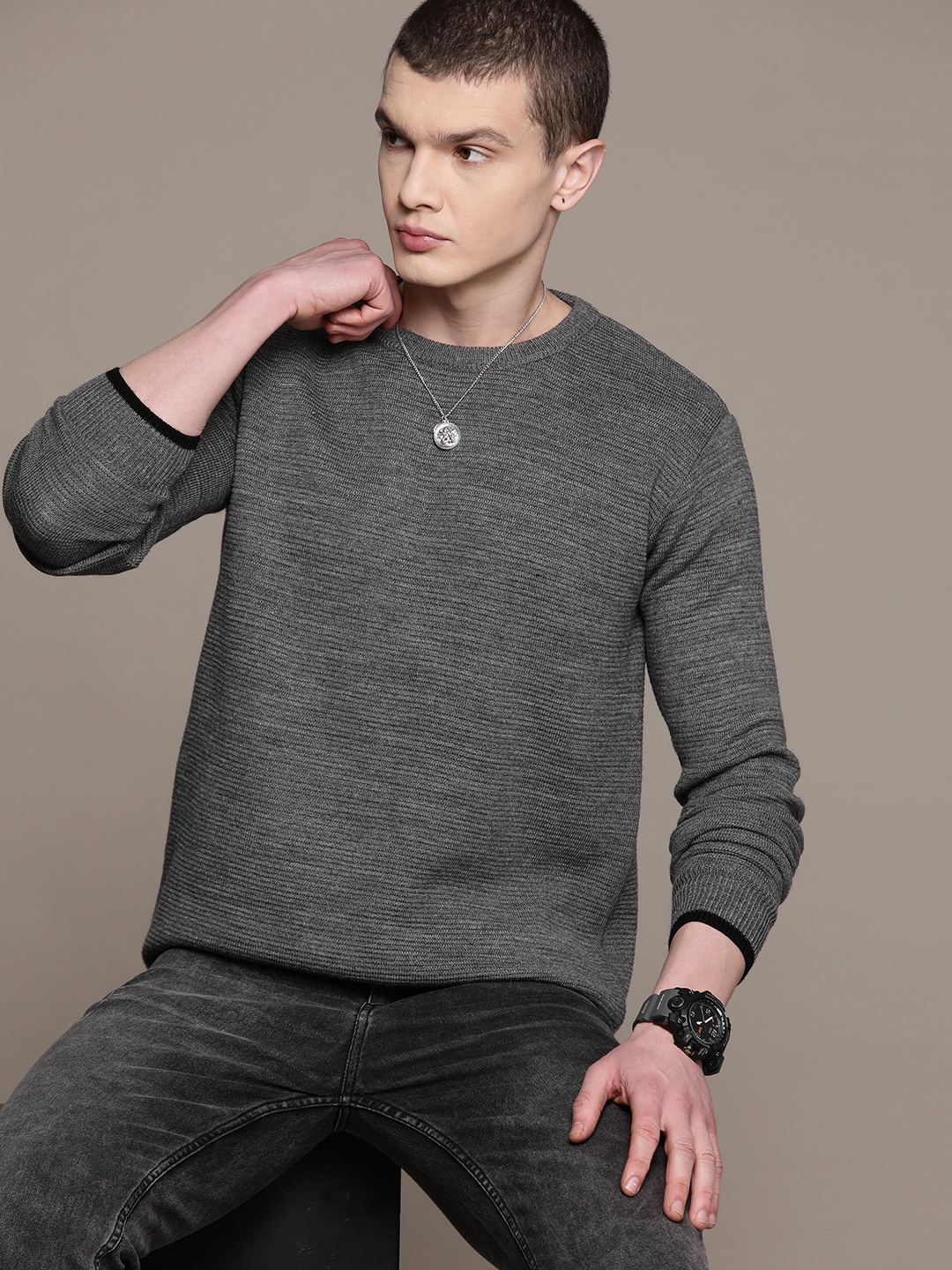 

Roadster Men Acrylic Pullover, Charcoal