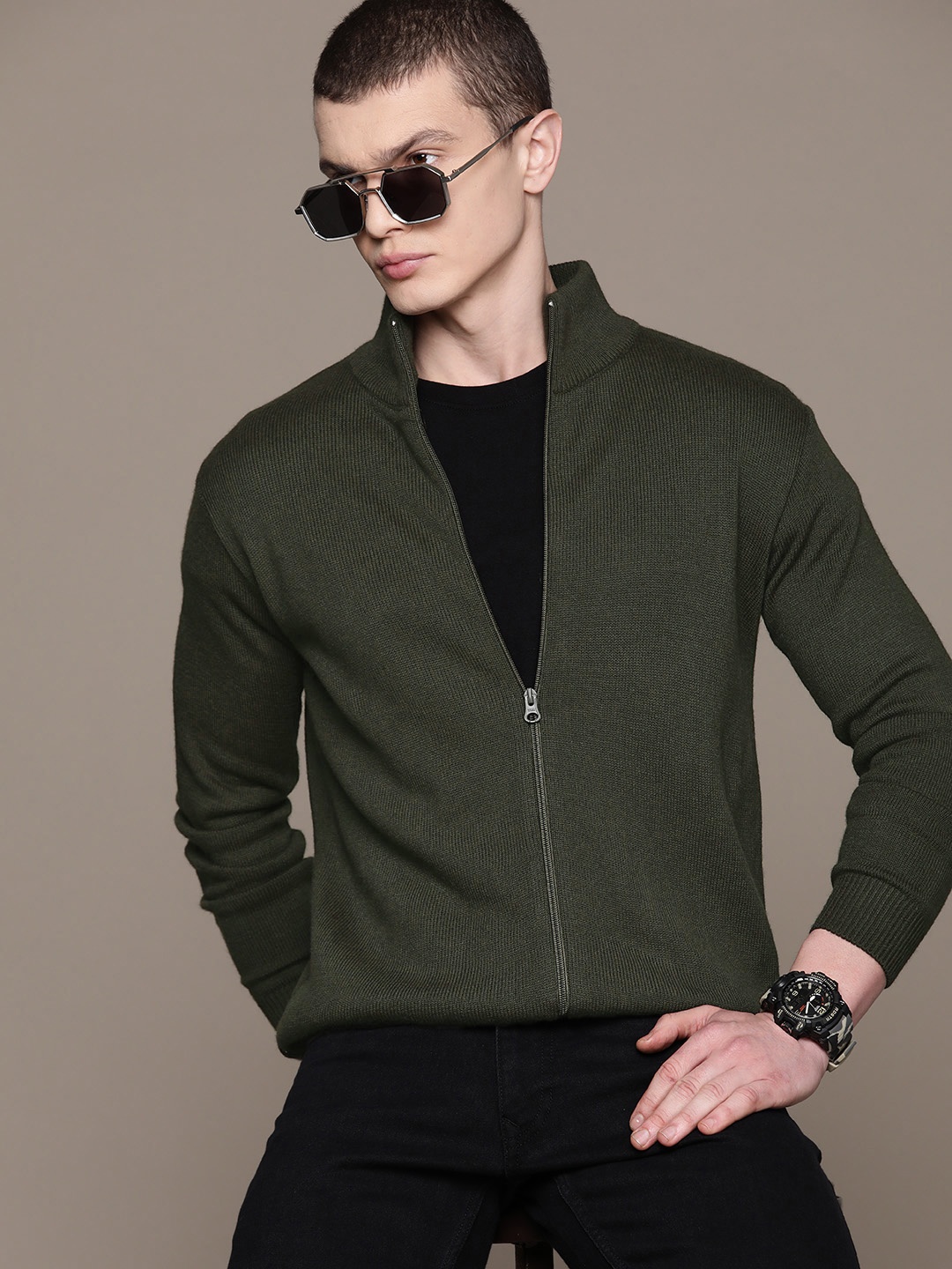 

Roadster Men Checked Stand Collar Acrylic Cardigan, Olive