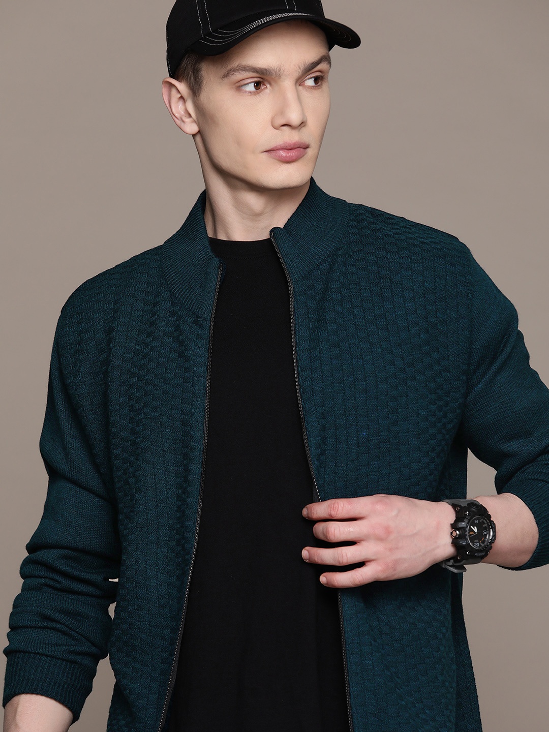 

Roadster Men Checked Stand Collar Acrylic Cardigan, Teal