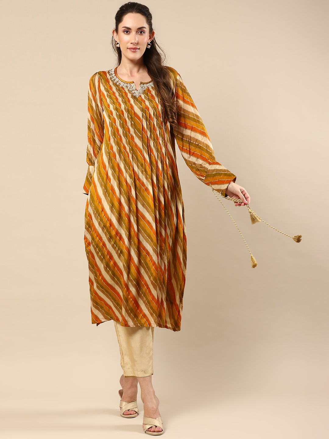 

NH KAPDEWALA Striped A-line Kurta With Trousers, Yellow