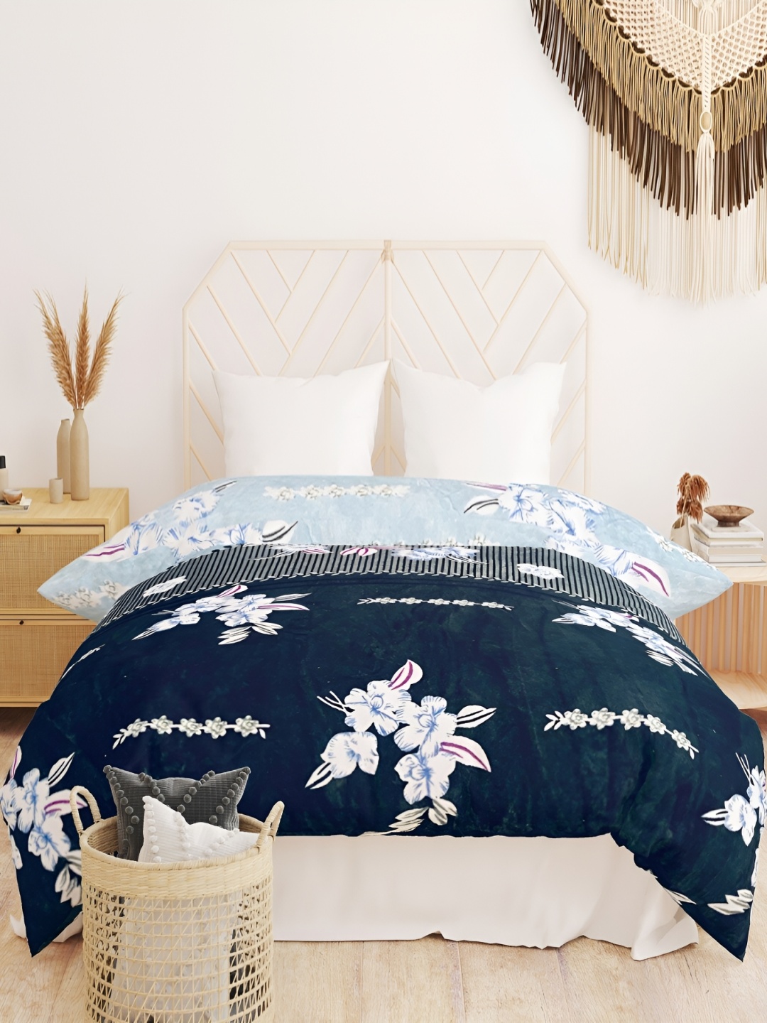 

RD TREND Blue Soft Reversible Velvet Comforter 300GSM AC Room Single Bed Blanket