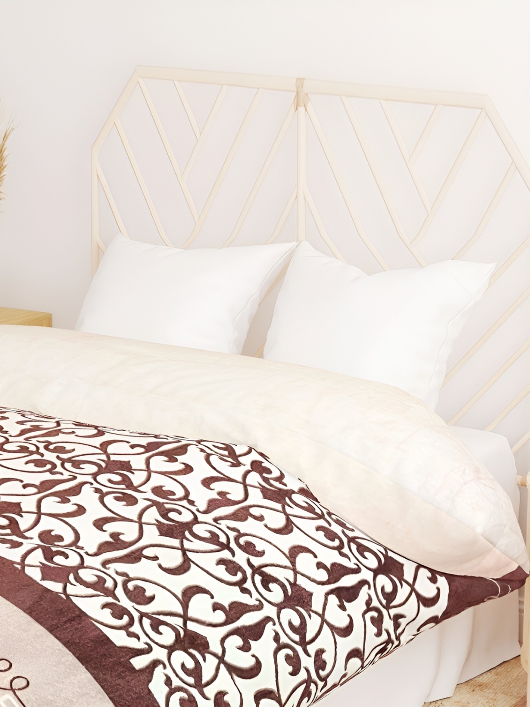 

RD TREND Brown and White 300 GSM Soft Reversible Velvet Single Bed blankets quilts Core