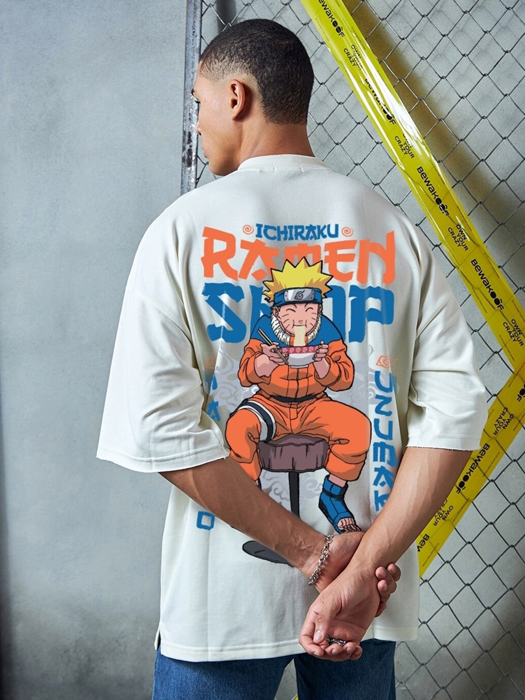 

Bewakoof Heavy Duty Naruto Printed Drop-Shoulder Sleeves Oversized T-shirt, White