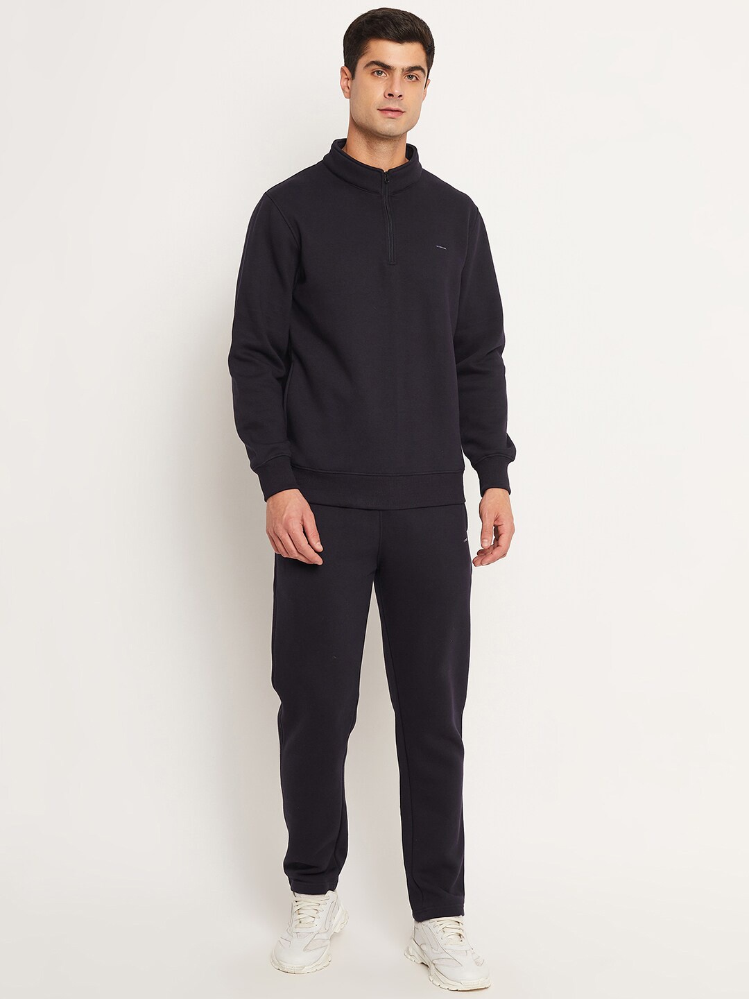

Okane Mock Collar Zip Closure Mid-Rise Tracksuit, Navy blue