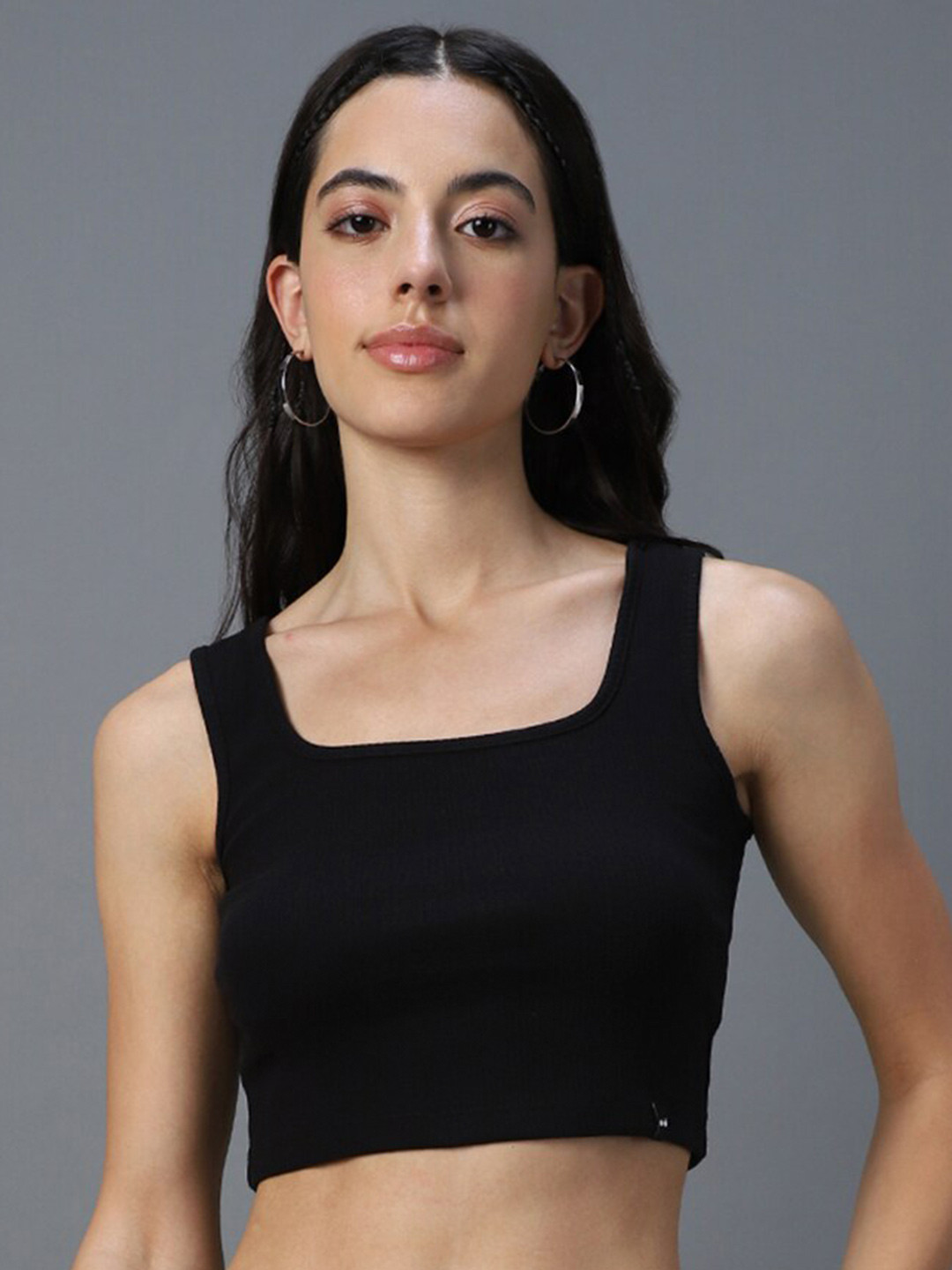 

Bewakoof Shoulder Straps Cropped Fitted Top, Black