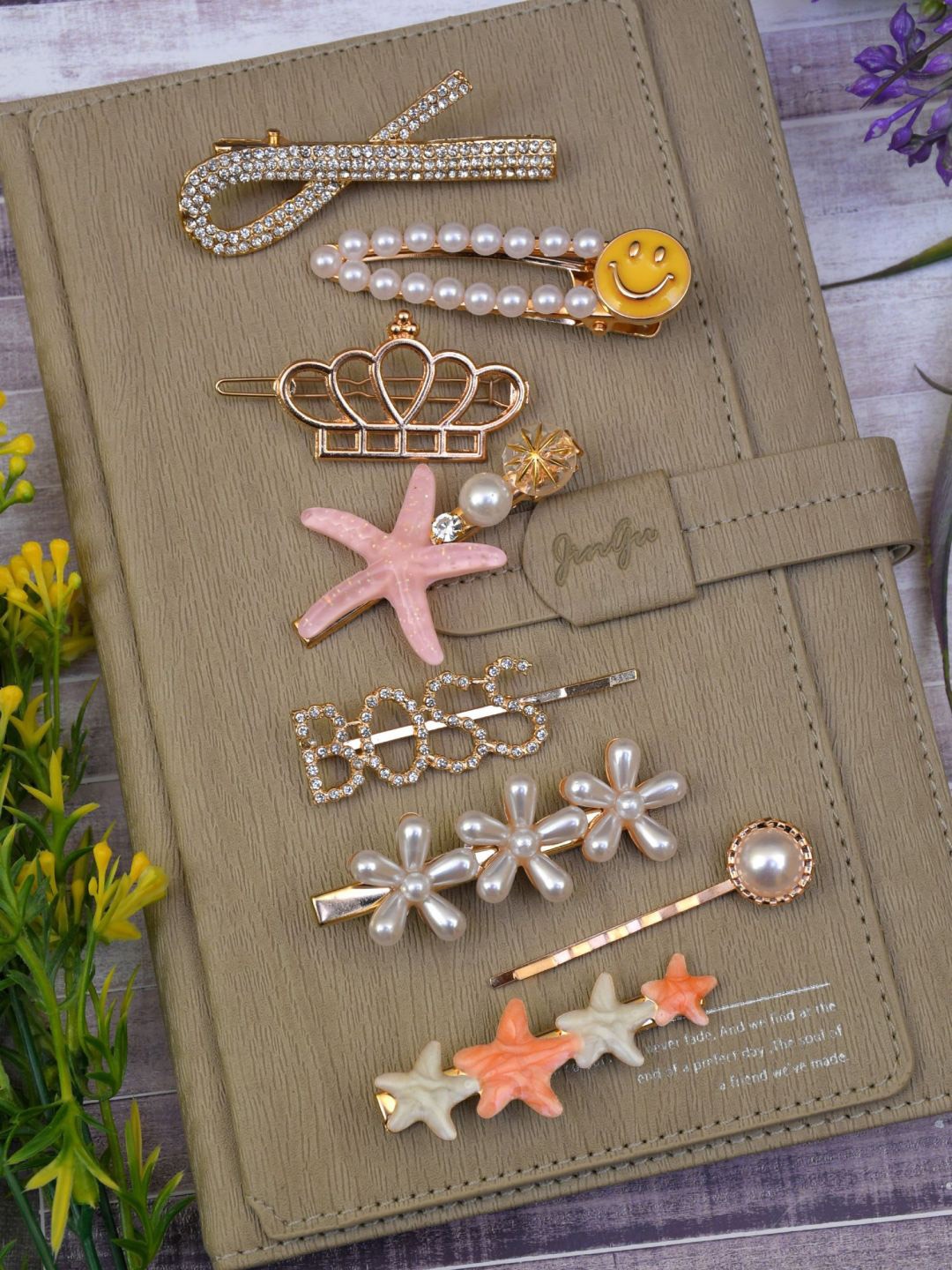 Crunchy Fashion Women Multicoloured Bobby Pins, Gold