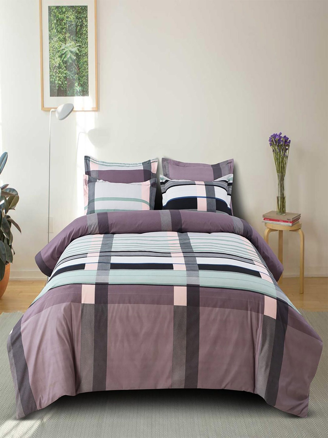 

Hammer Home Blue & Mauve Geometric Cotton 210 TC Queen Bedsheet with 2 Pillow Covers