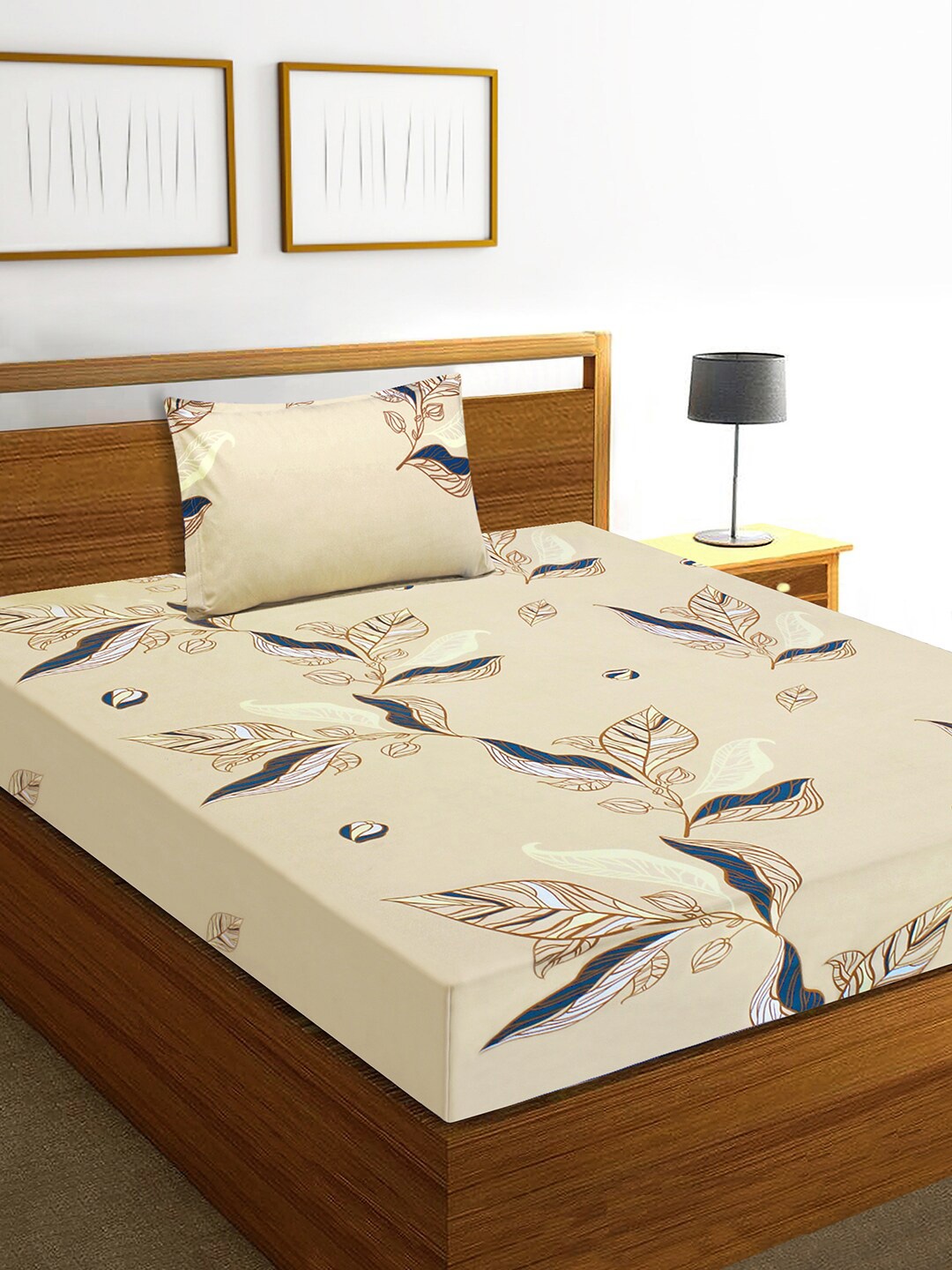 

Aura Printed 160 TC Single Bedsheet with 1 Pillow Covers, Beige