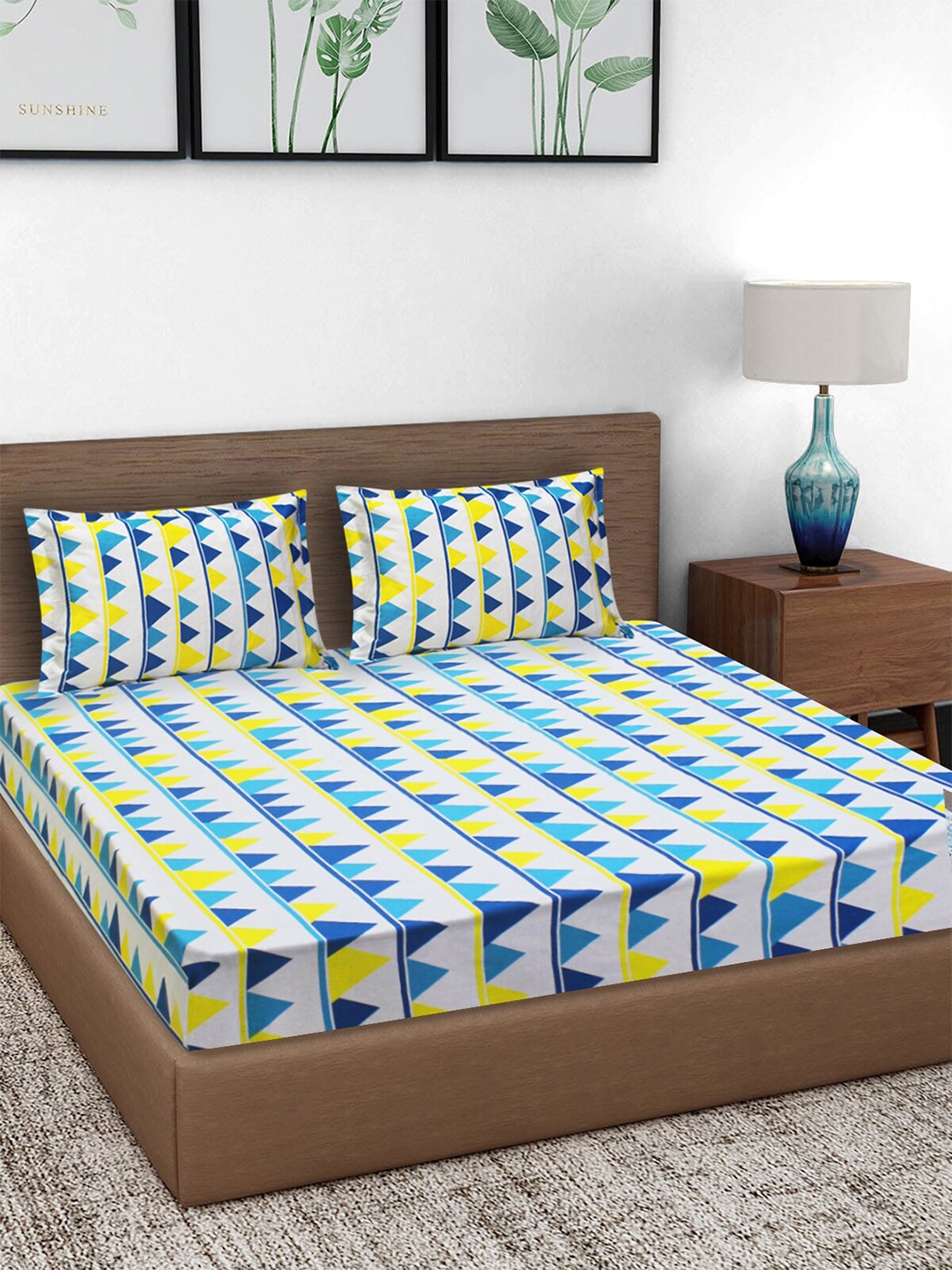 

Aura Blue & Yellow Geometric Cotton 144 TC King Bedsheet with 2 Pillow Covers, White