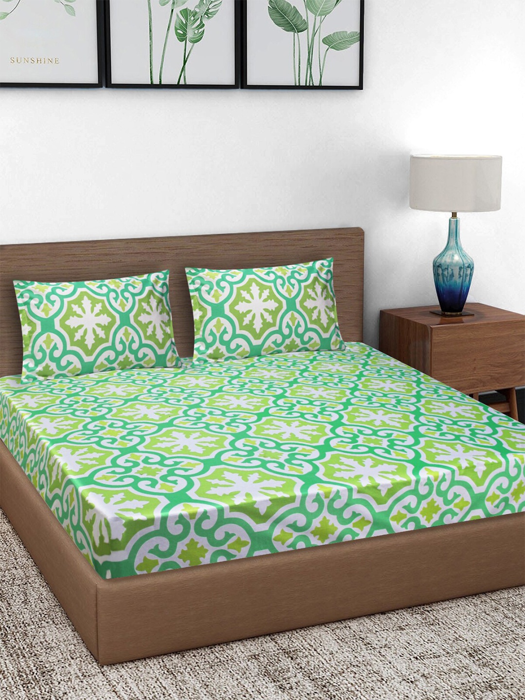 

Aura Green Ethnic Motifs Cotton 144 TC King Bedsheet with 2 Pillow Covers