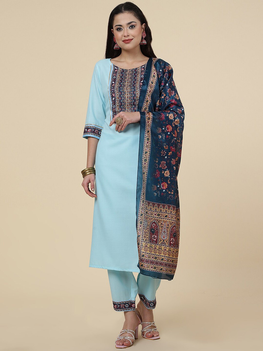 

DIVASTRI Ethnic Motifs Yoke Design Gotta Patti Straight Kurta & Trousers With Dupatta, Turquoise blue
