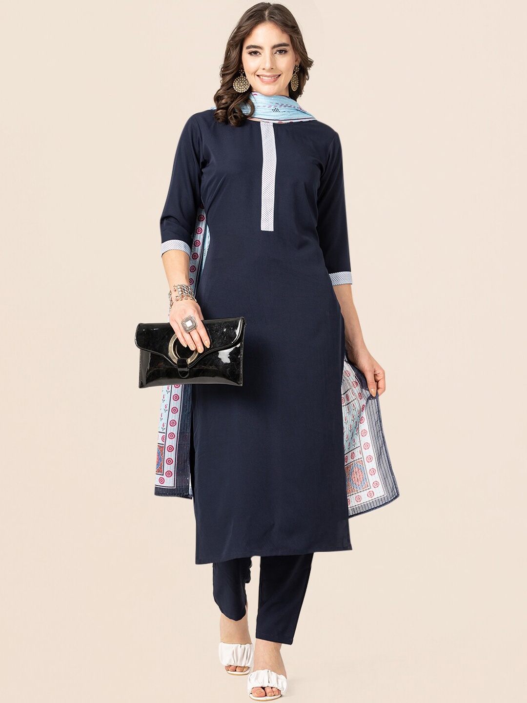 

DIVASTRI Printed Regular Kurta with Trousers & Dupatta, Navy blue